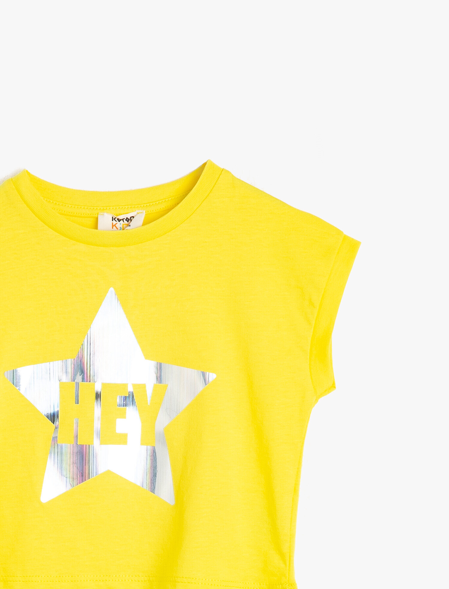  Kız Çocuk Parlak Baskılı Bisiklet Yaka Püsküllü Kısa Kollu Pamuklu Tişört