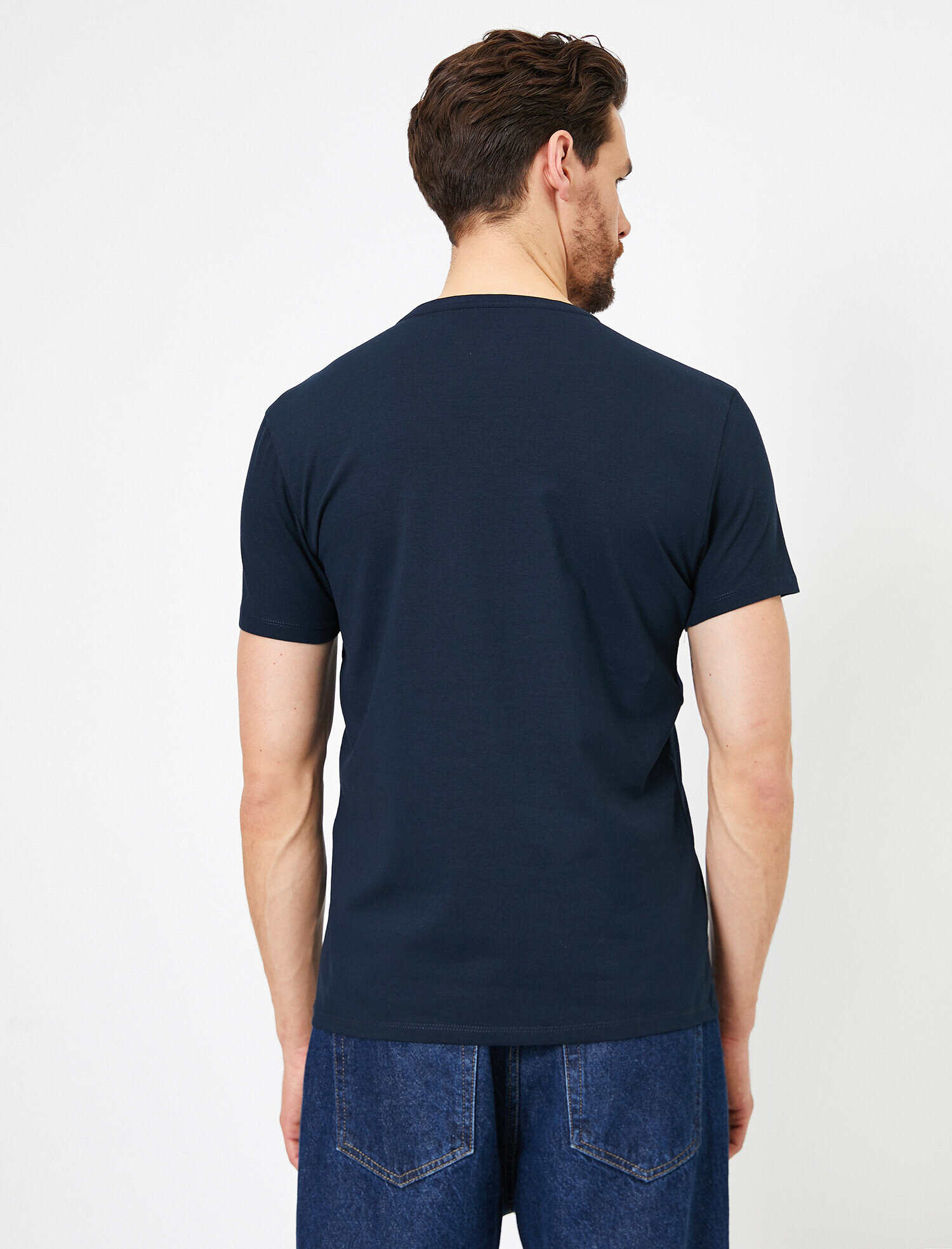   Bisiklet Yaka Dar Kesim Tişört