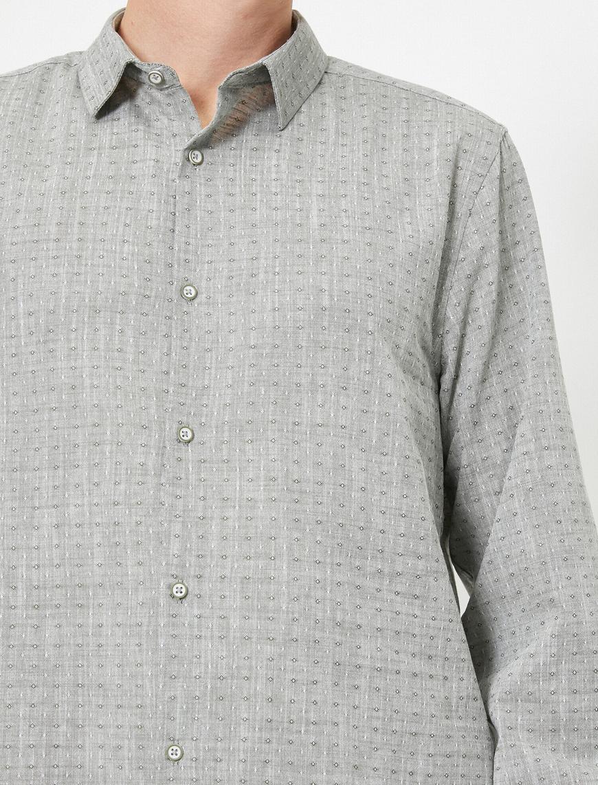   Klasik Yaka Dokulu Kumaş Slim Fit Smart Gömlek Non Iron