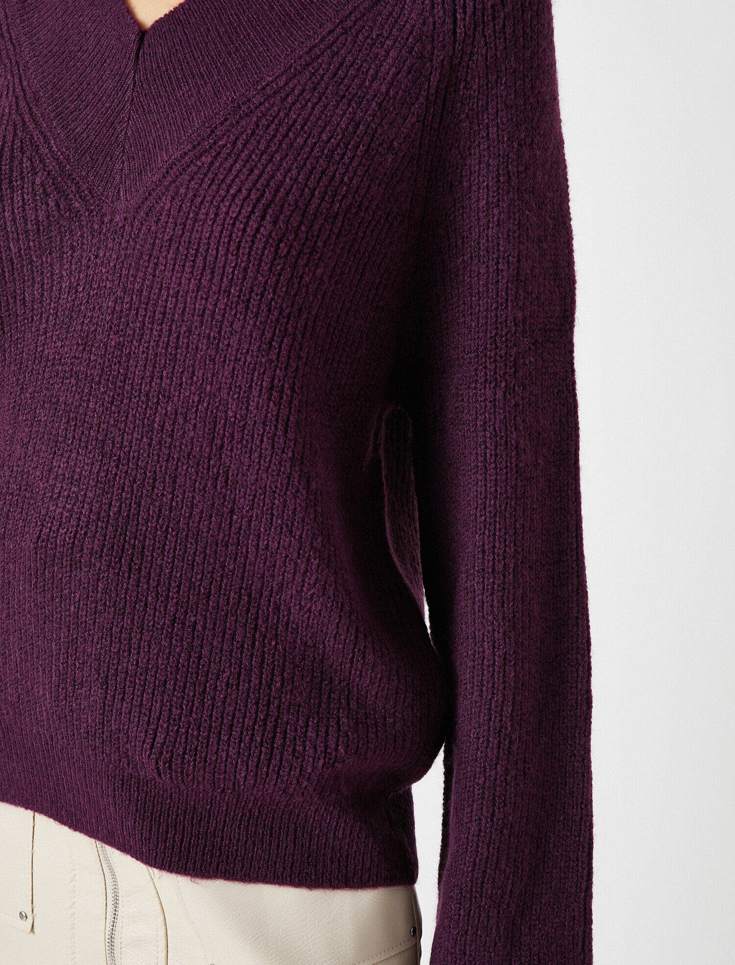   V Yaka Uzun Kollu Triko Kazak