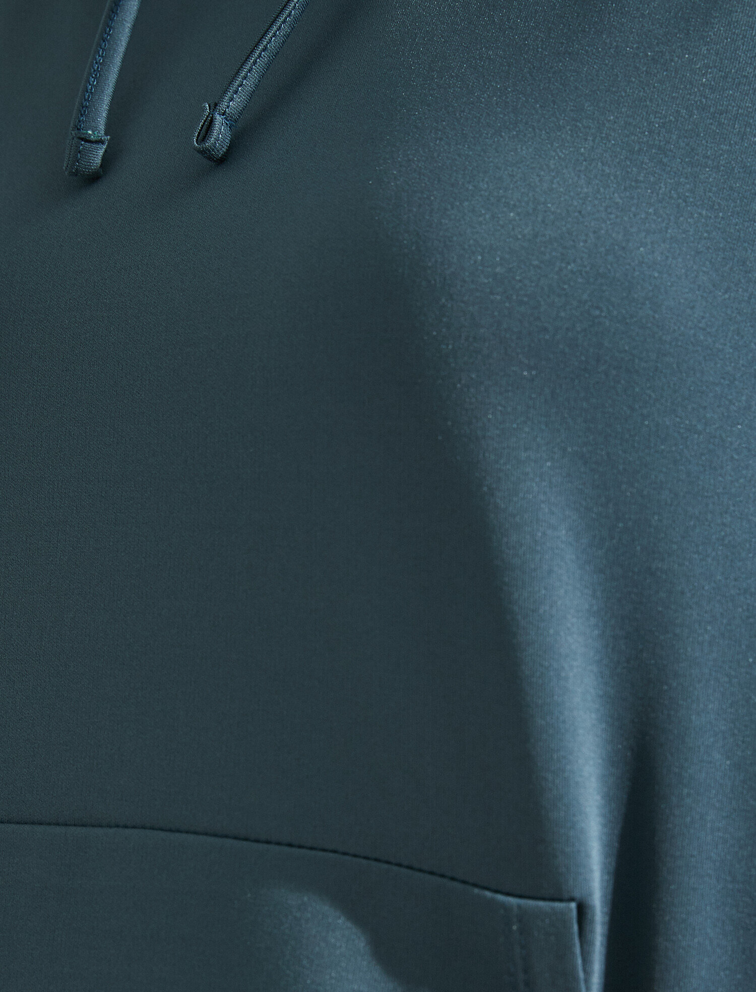   Kapüşonlu Cepli Sweatshirt