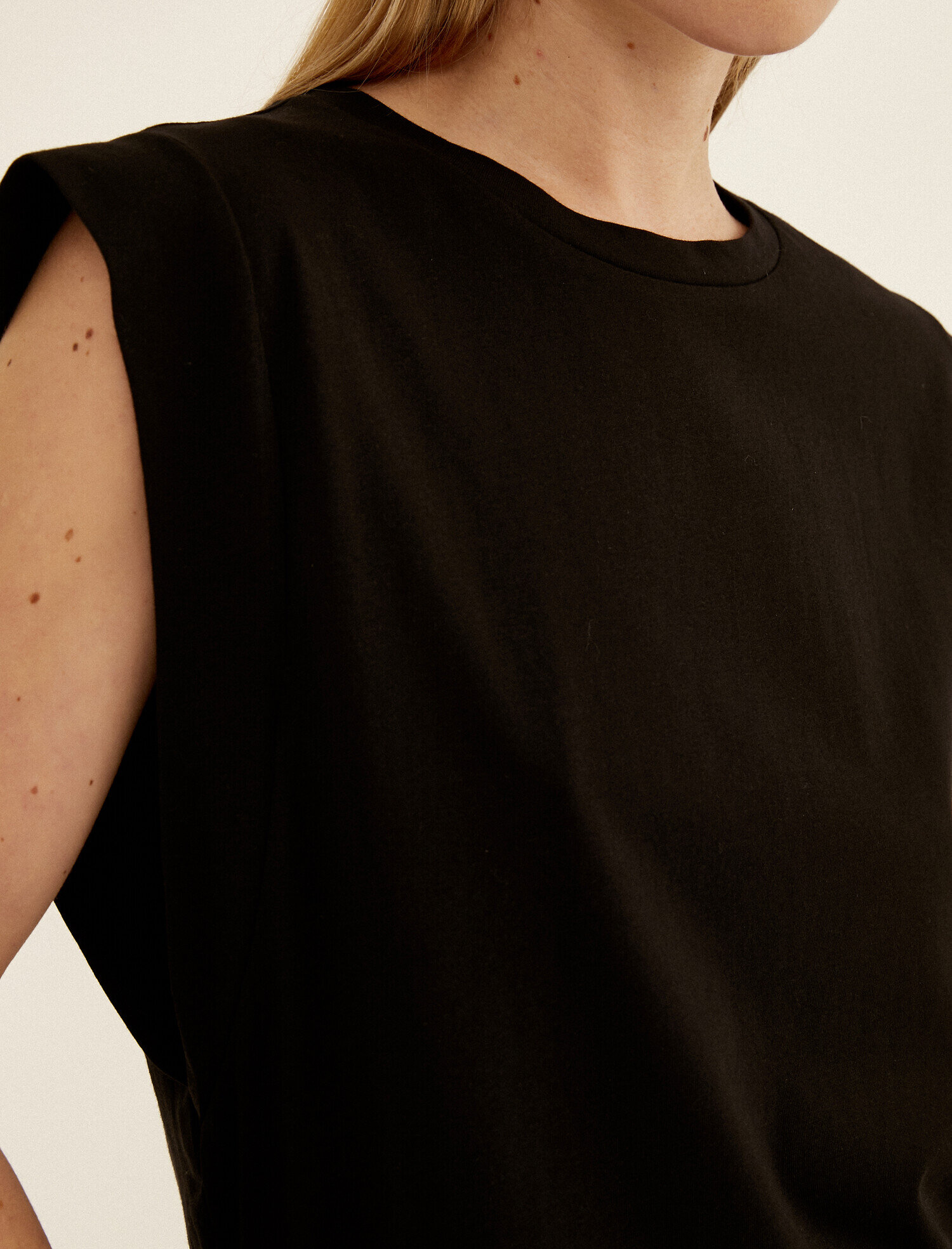   Vatkalı Bisiklet Yaka Tişört Oversize