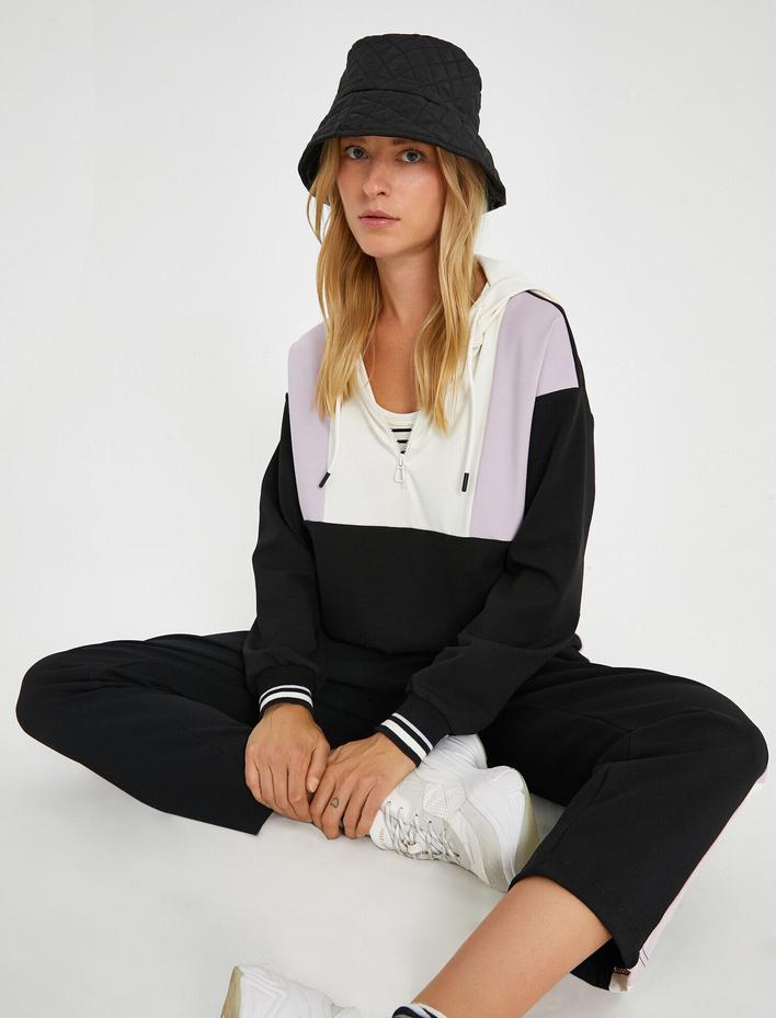  Kapüşonlu Renk Bloklu Sweatshirt