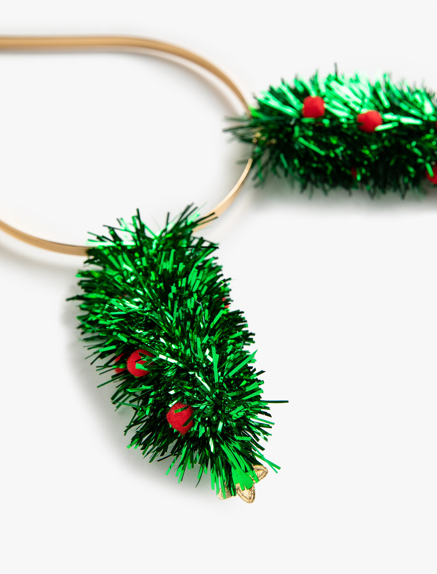  Kadın Yılbaşı Temalı Taç