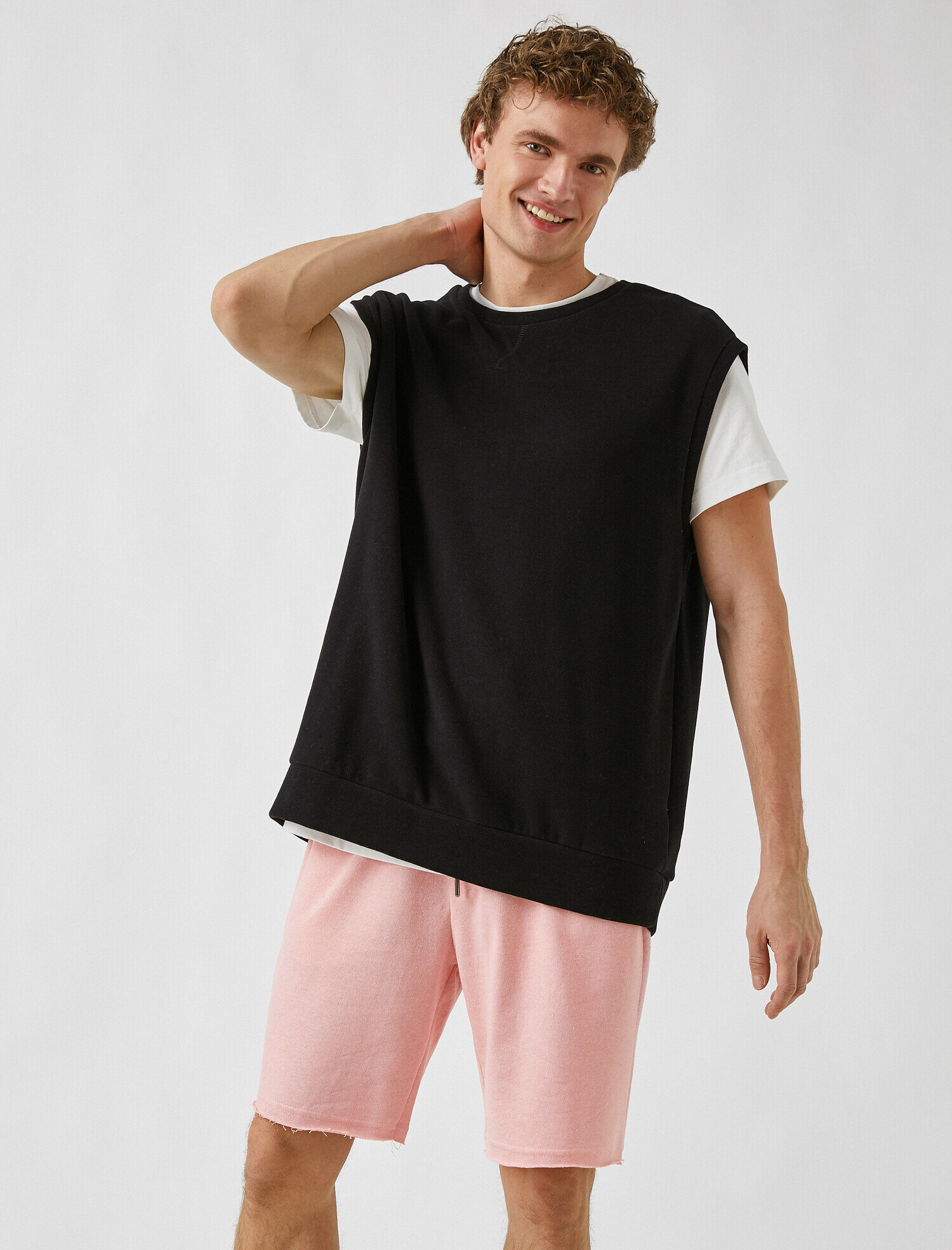   Beli Bağcıklı Şort