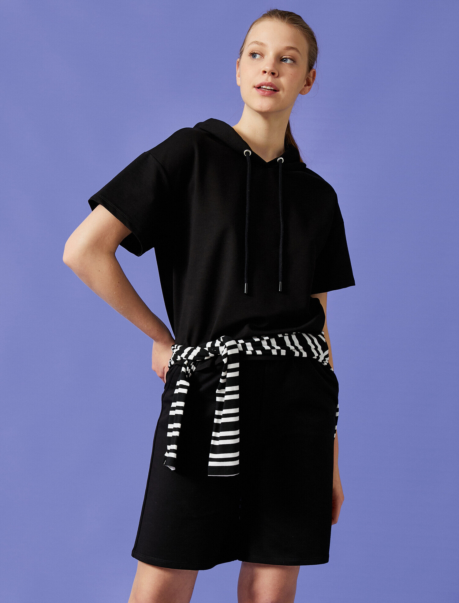   Kısa Kollu Sweatshirt Kapüşonlu Oversize