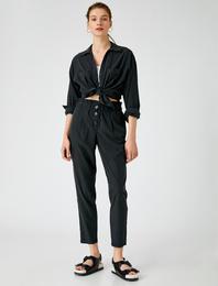 Düğme Detaylı Pantolon