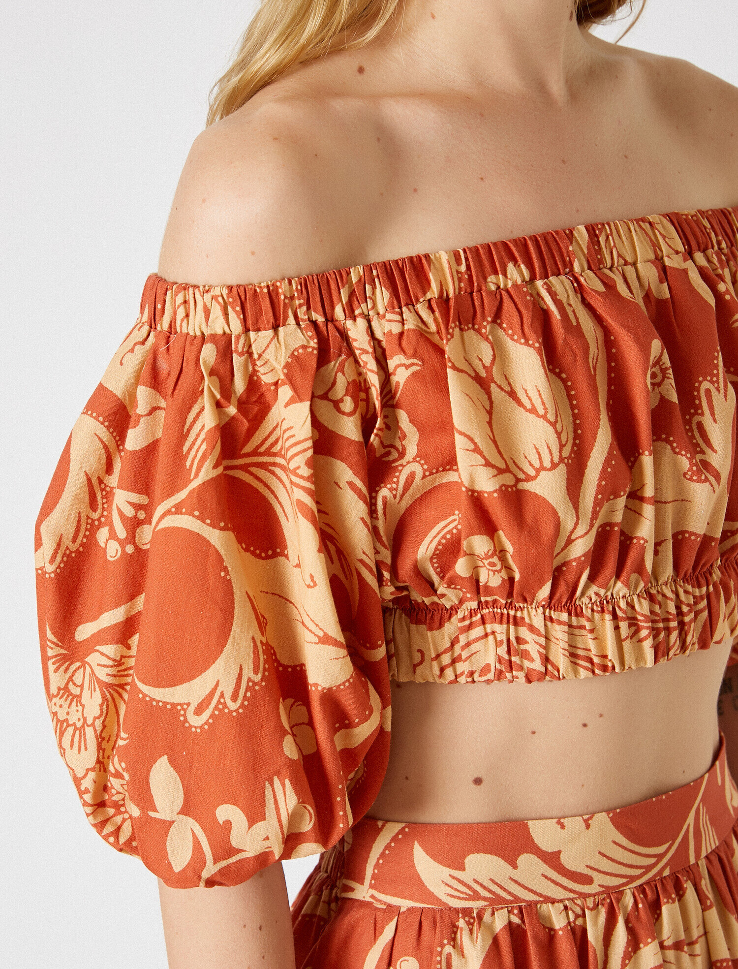   Crop Bluz Desenli Omuz Açık