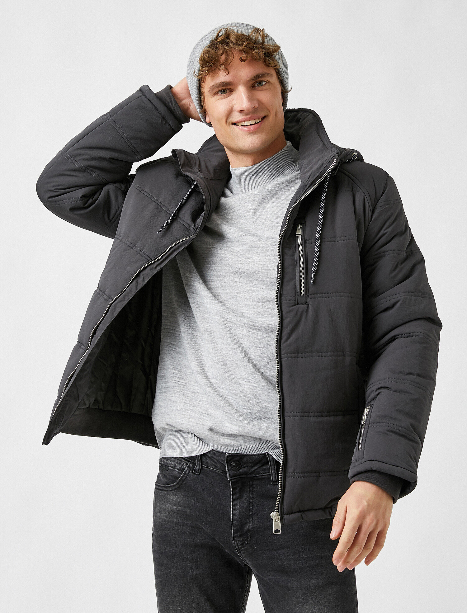 Kapşonlu Şişme Mont