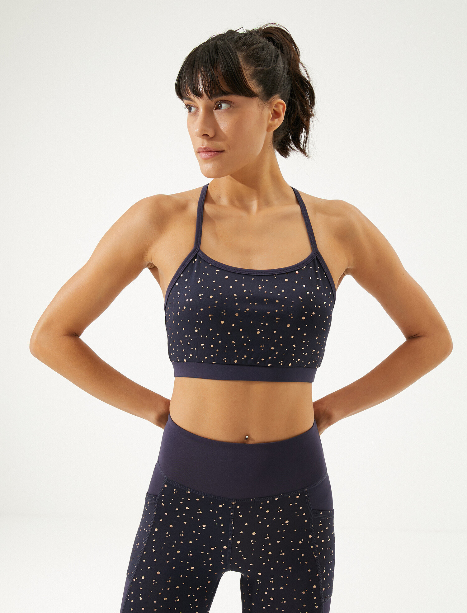   Metalik Sporcu Sütyeni Puantiyeli