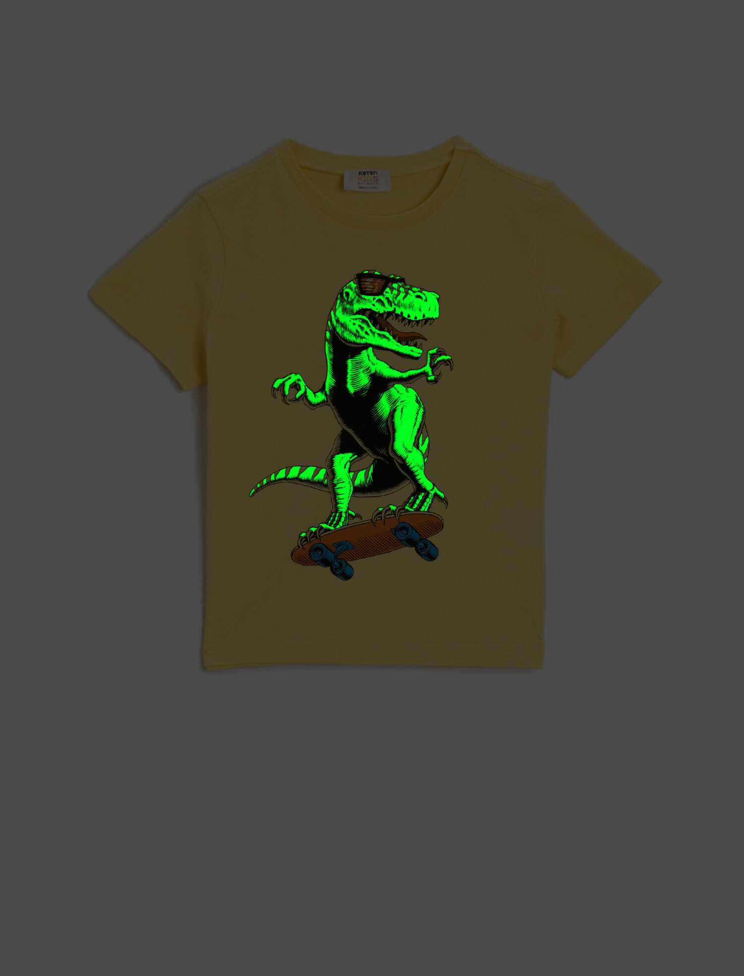  Erkek Çocuk Karanlıkta Parlayan Tişört Bisiklet Yaka Kısa Kollu Pamuklu