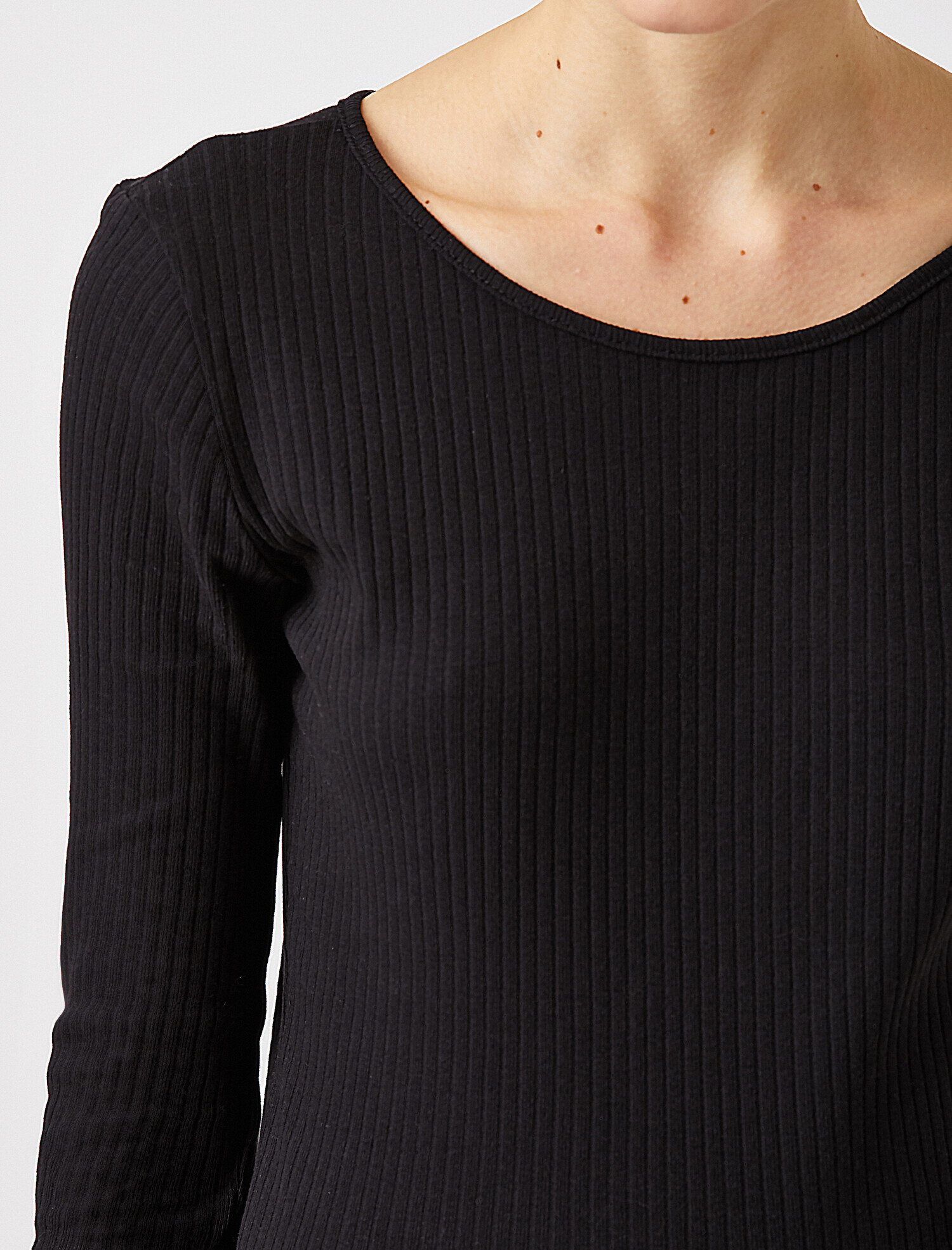   Bisiklet Yaka Uzun Kollu Tişört