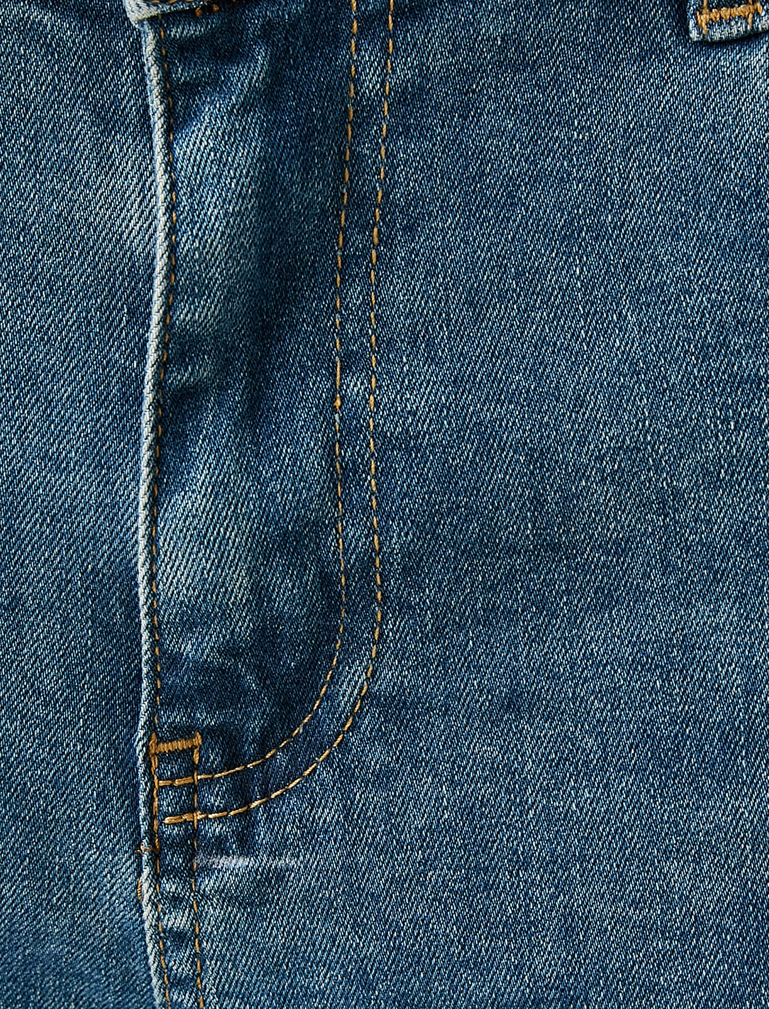   Taşlanmış Kot Şort