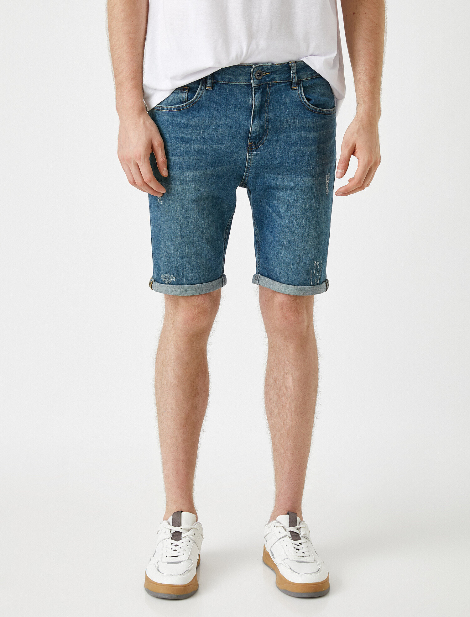   Taşlanmış Kot Şort