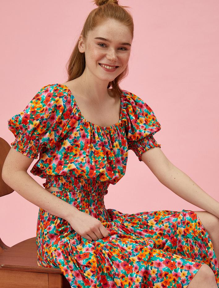  Çiçekli Bluz Crop Kısa Kollu