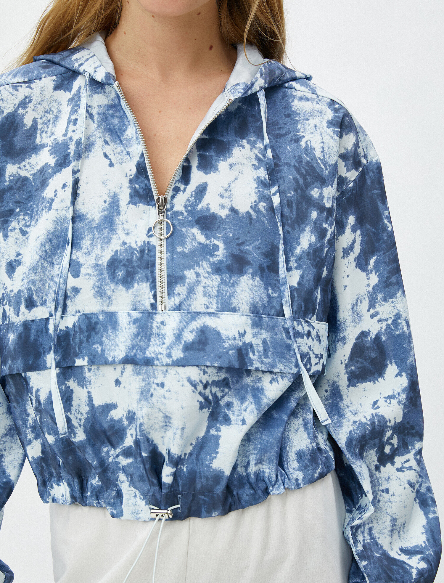   Crop Bluz Kapüşonlu Uzun Kollu Fermuar Detaylı