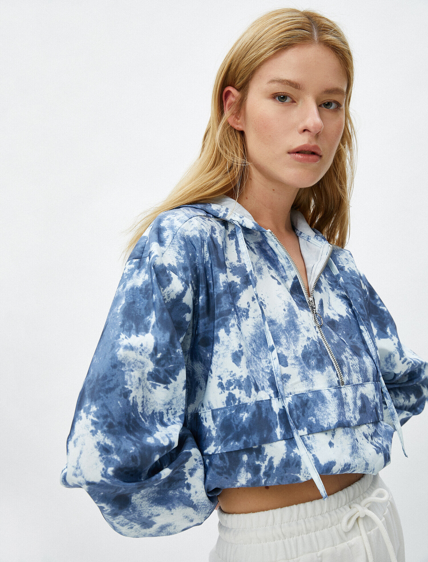   Crop Bluz Kapüşonlu Uzun Kollu Fermuar Detaylı