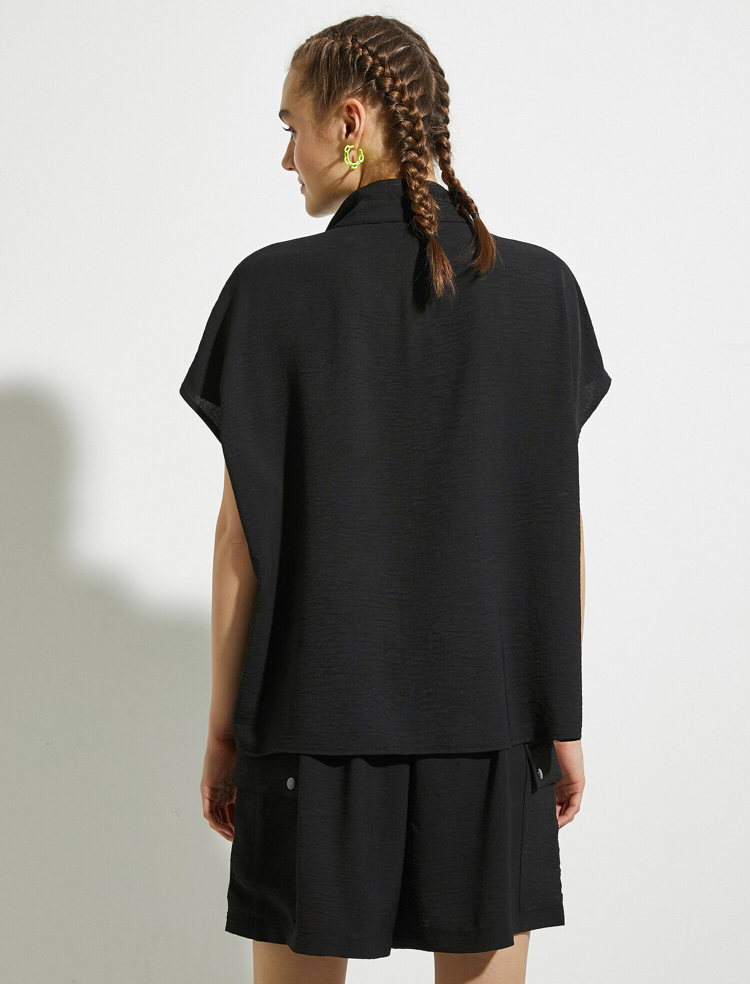   Kısa Kollu Bluz Fermuarlı