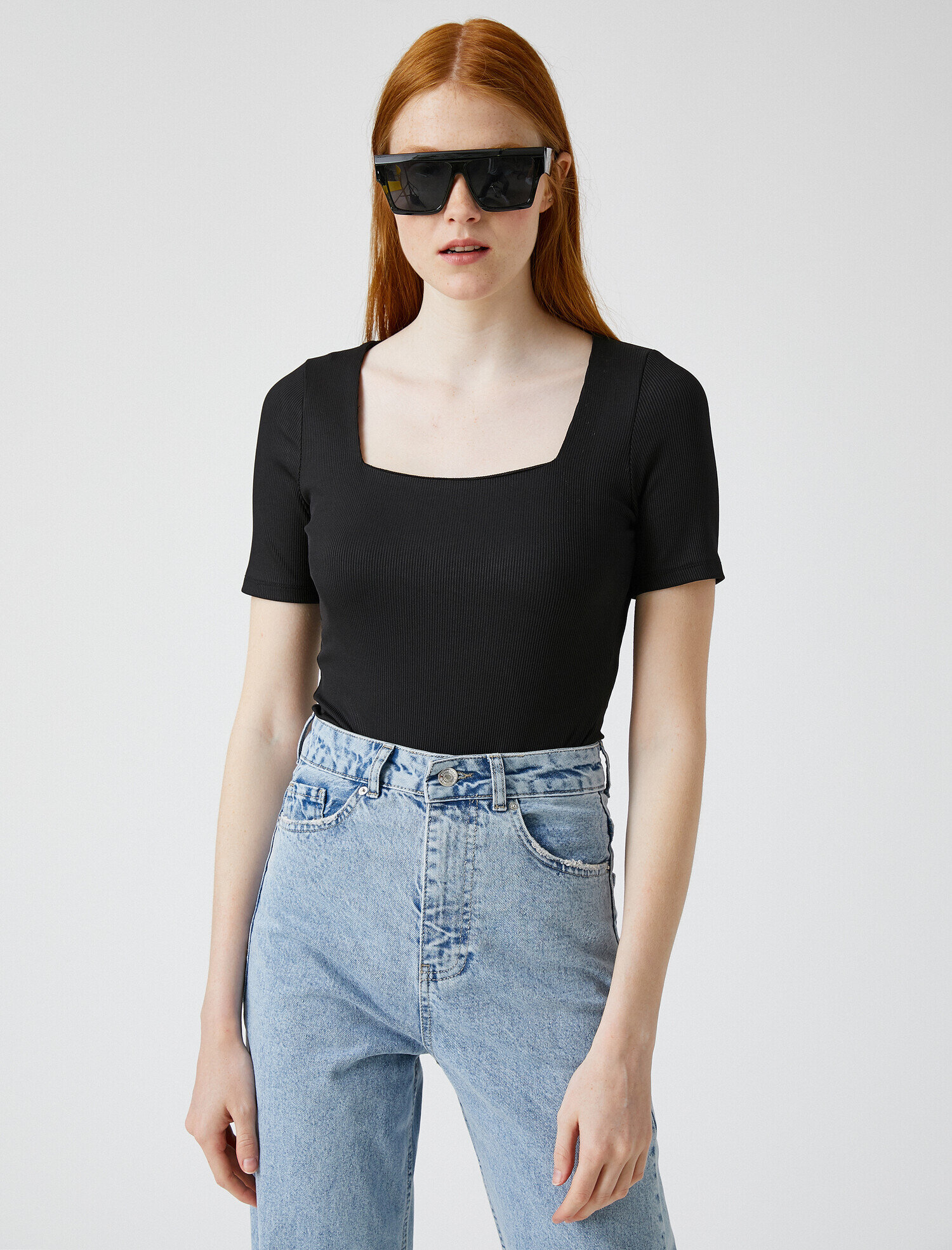   Fitilli Body Kısa Kollu Kare Yaka