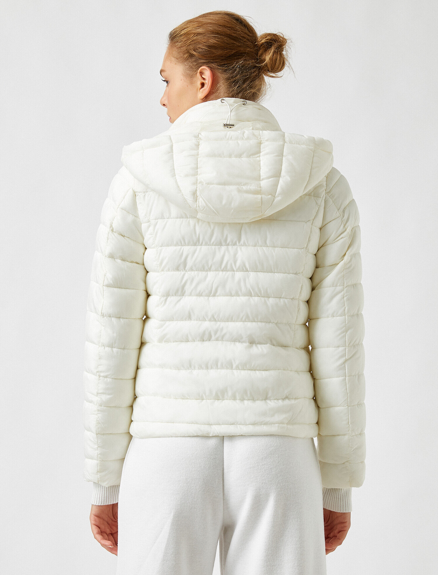 Kapüşonlu Fermuarlı Şişme Ceket