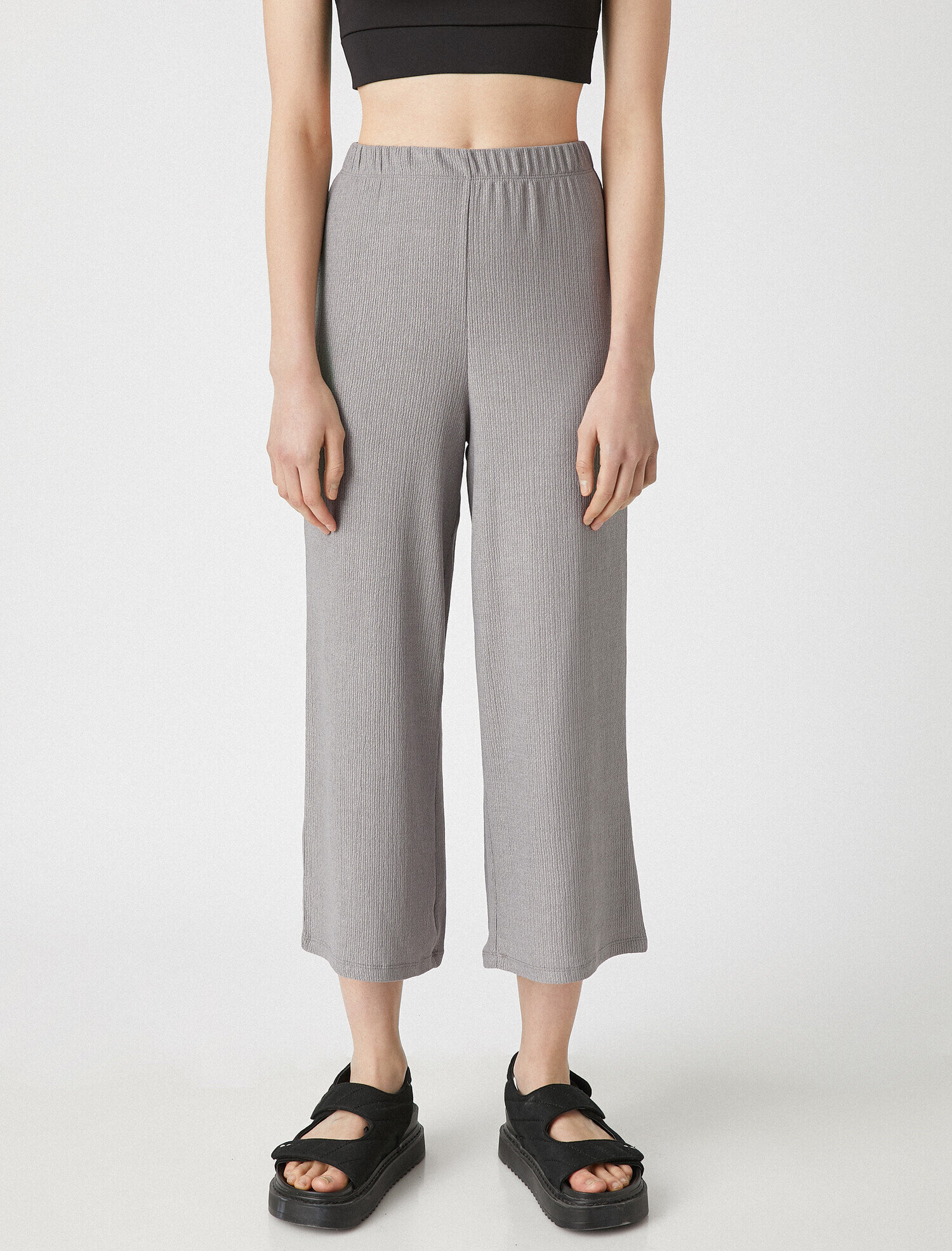   Kısa Pantolon Geniş Paça