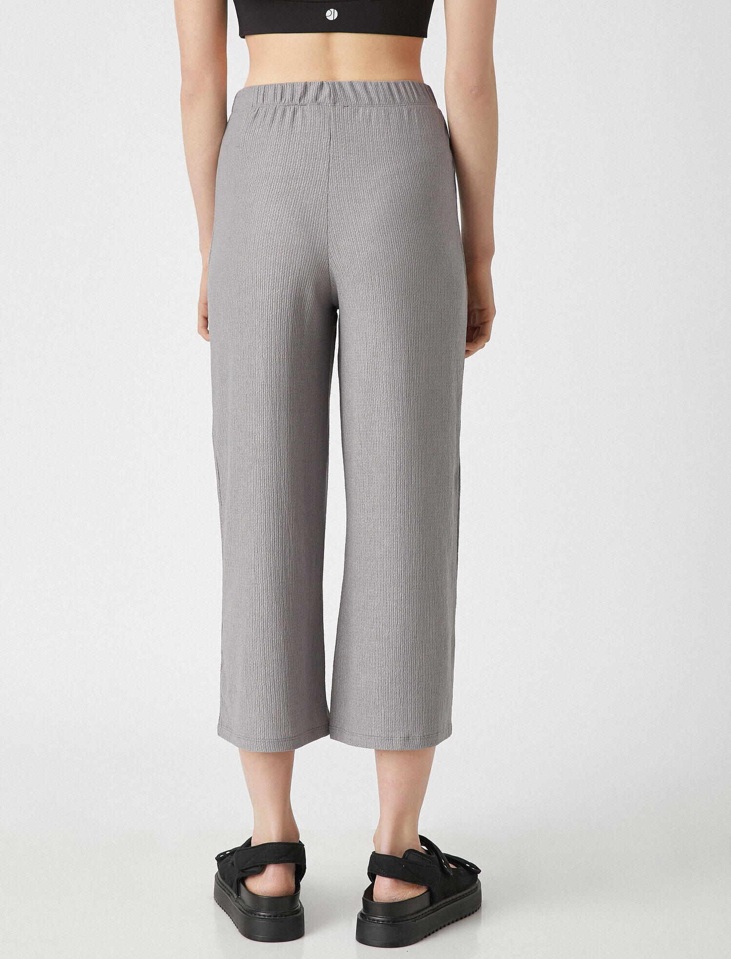   Kısa Pantolon Geniş Paça