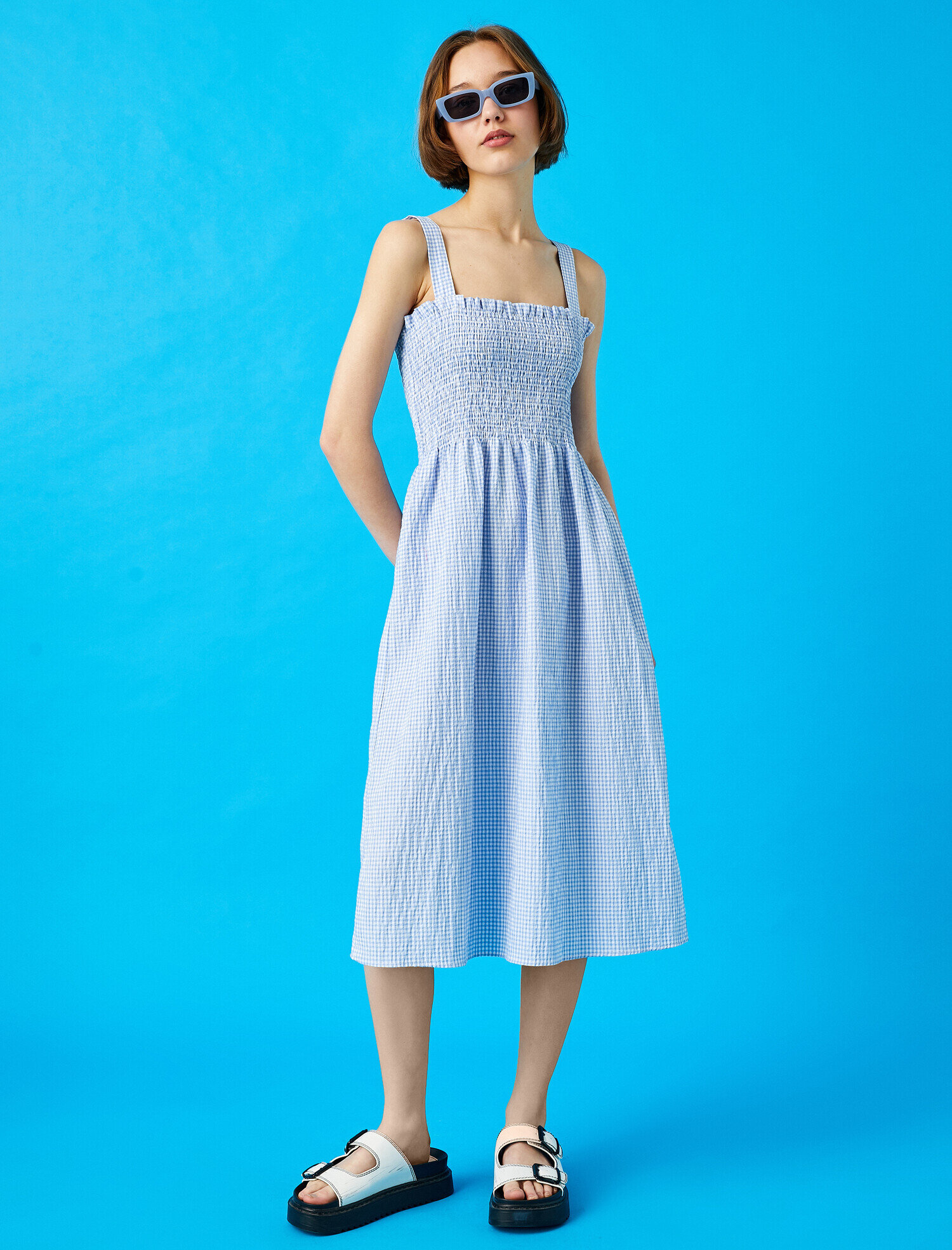   Kareli Elbise Askılı Pamuklu