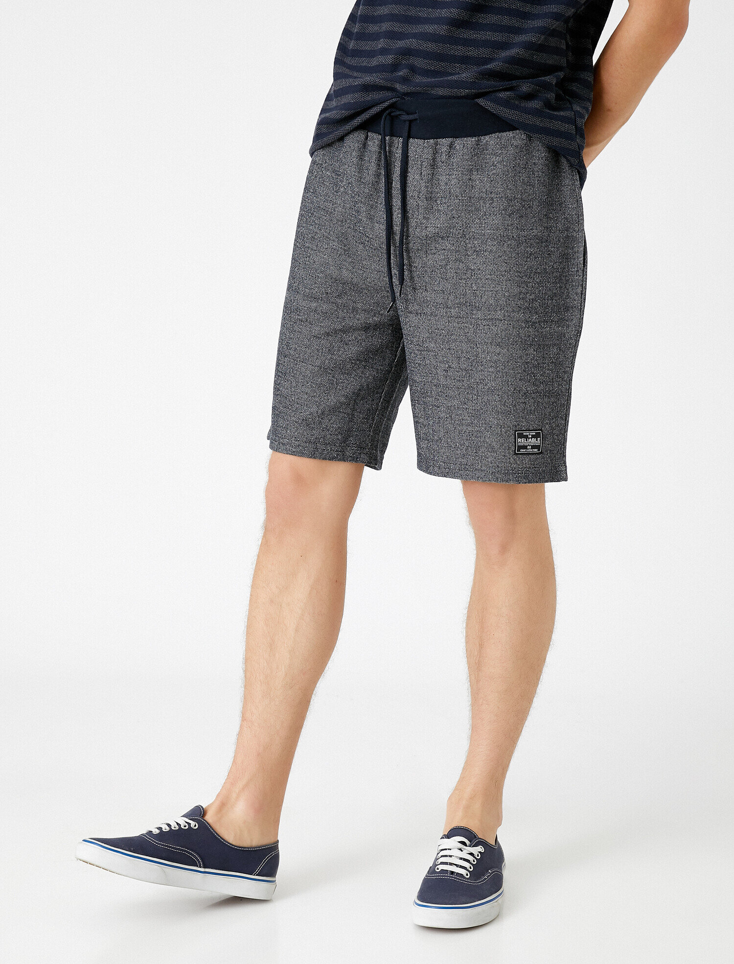   Basic Pamuklu Bermuda Şort