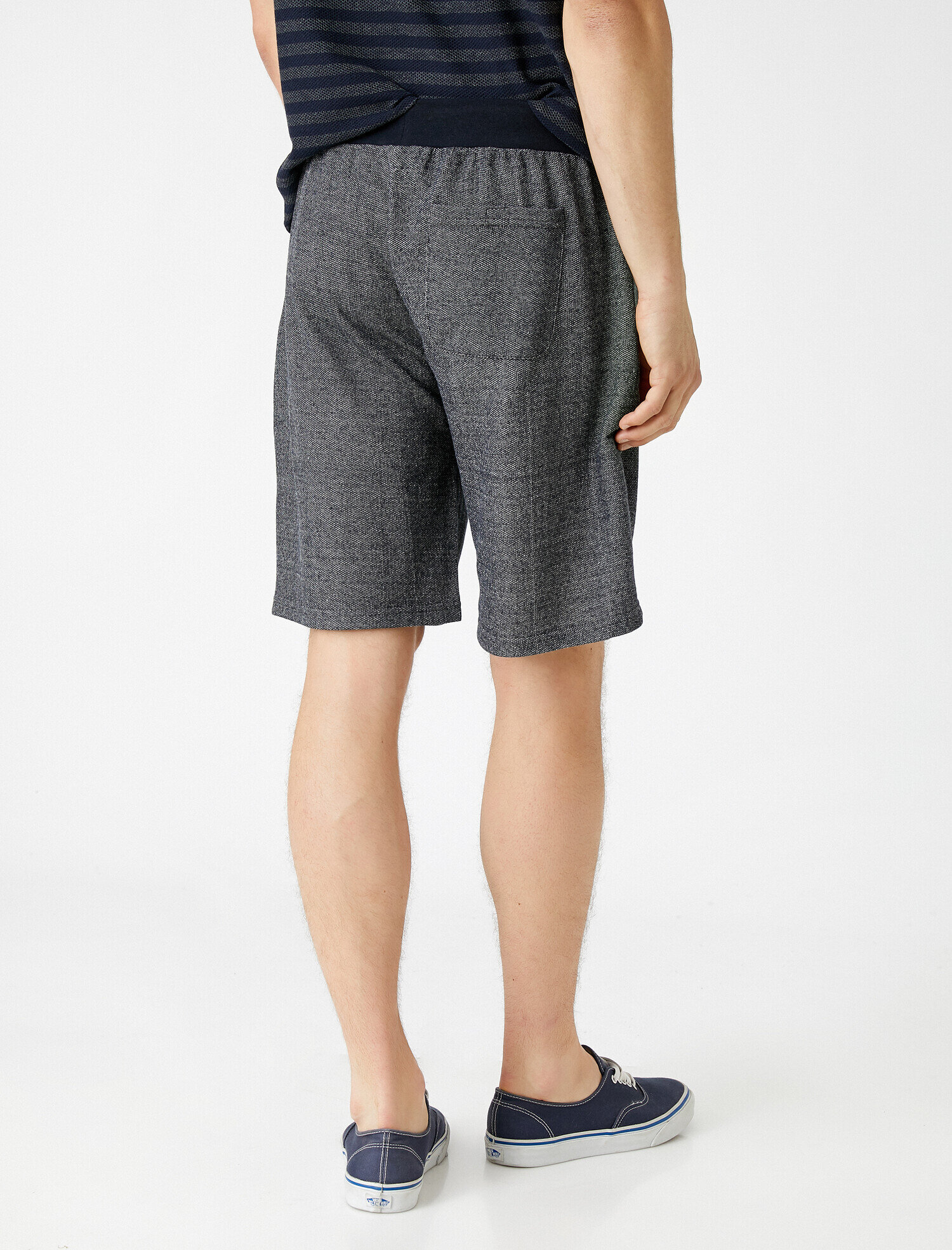   Basic Pamuklu Bermuda Şort