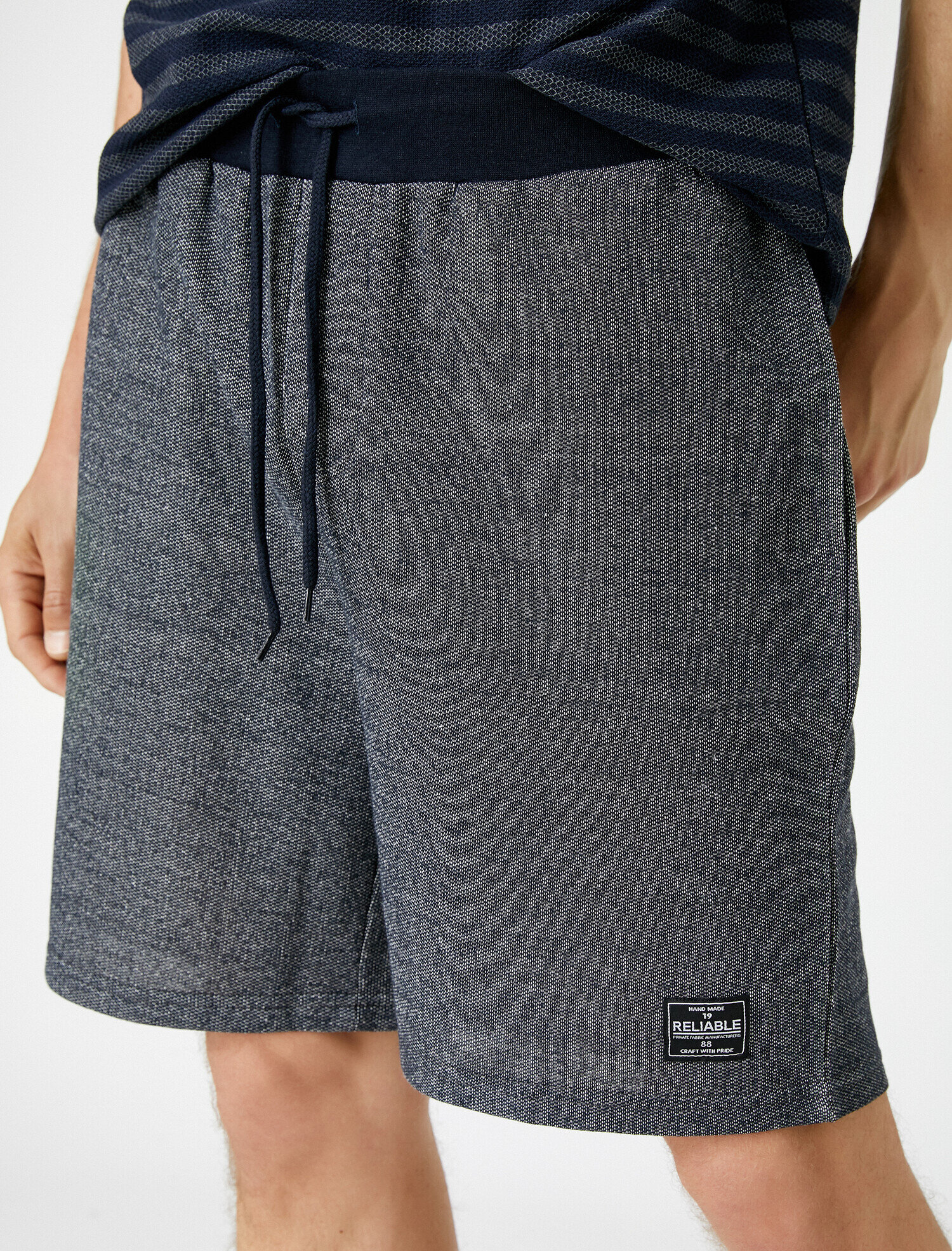   Basic Pamuklu Bermuda Şort