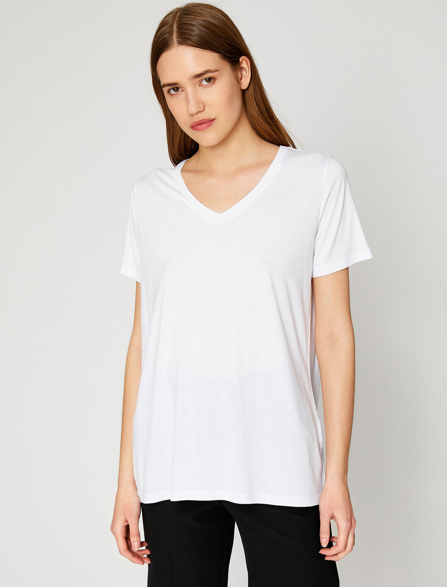 V Yaka Tişört Oversize