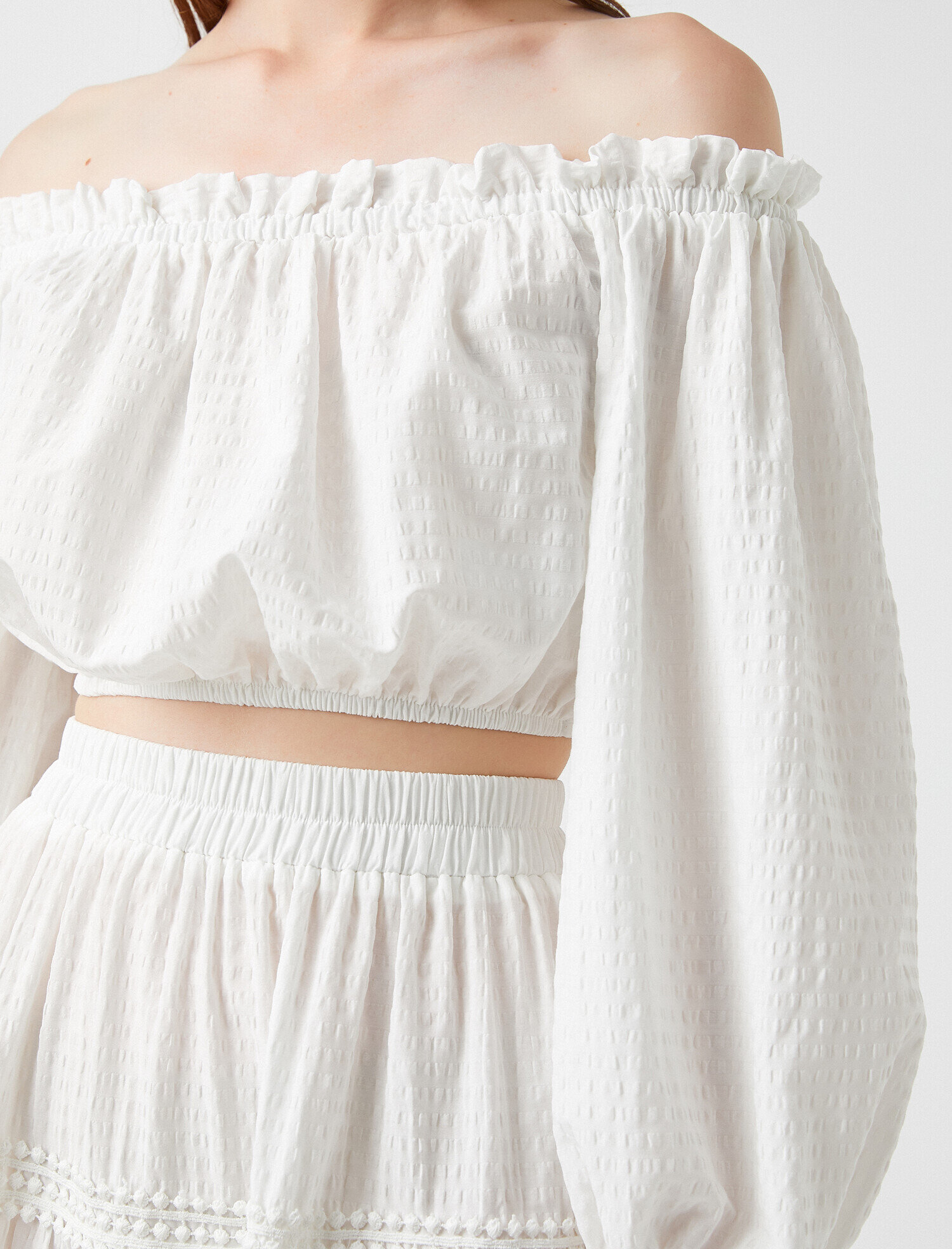   Crop Bluz Omuz Açık Uzun Kollu