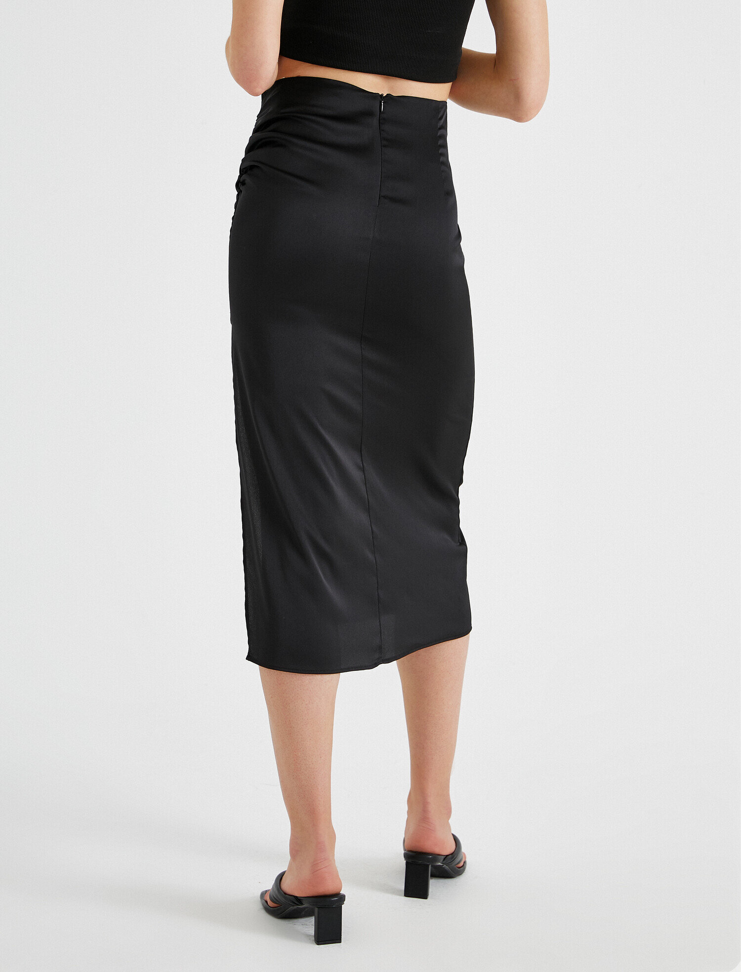   Yırtmaçlı Etek Midi Boy Büzgülü