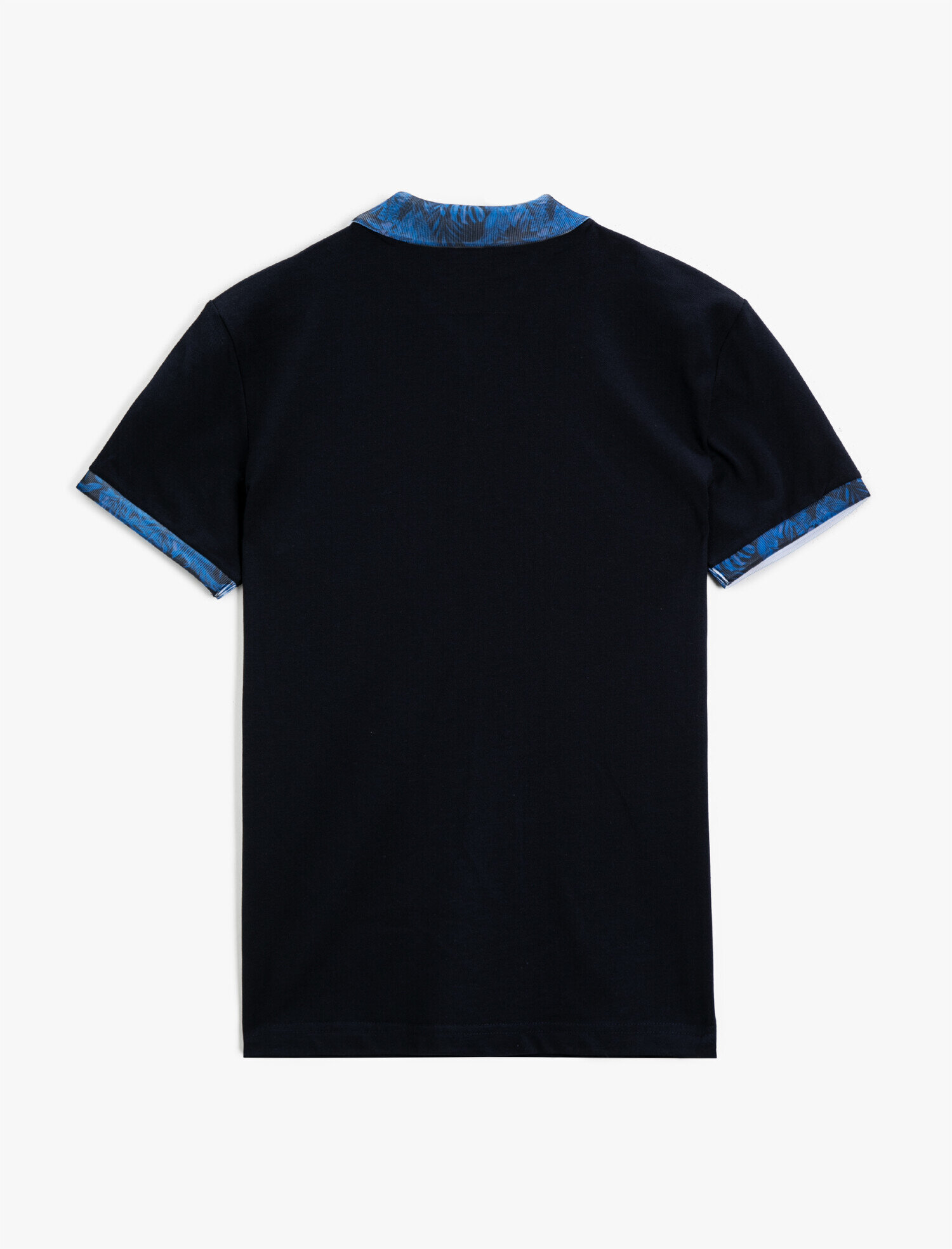 Koton Yaka Detaylı Polo T-shirt Çiçekli. 2
