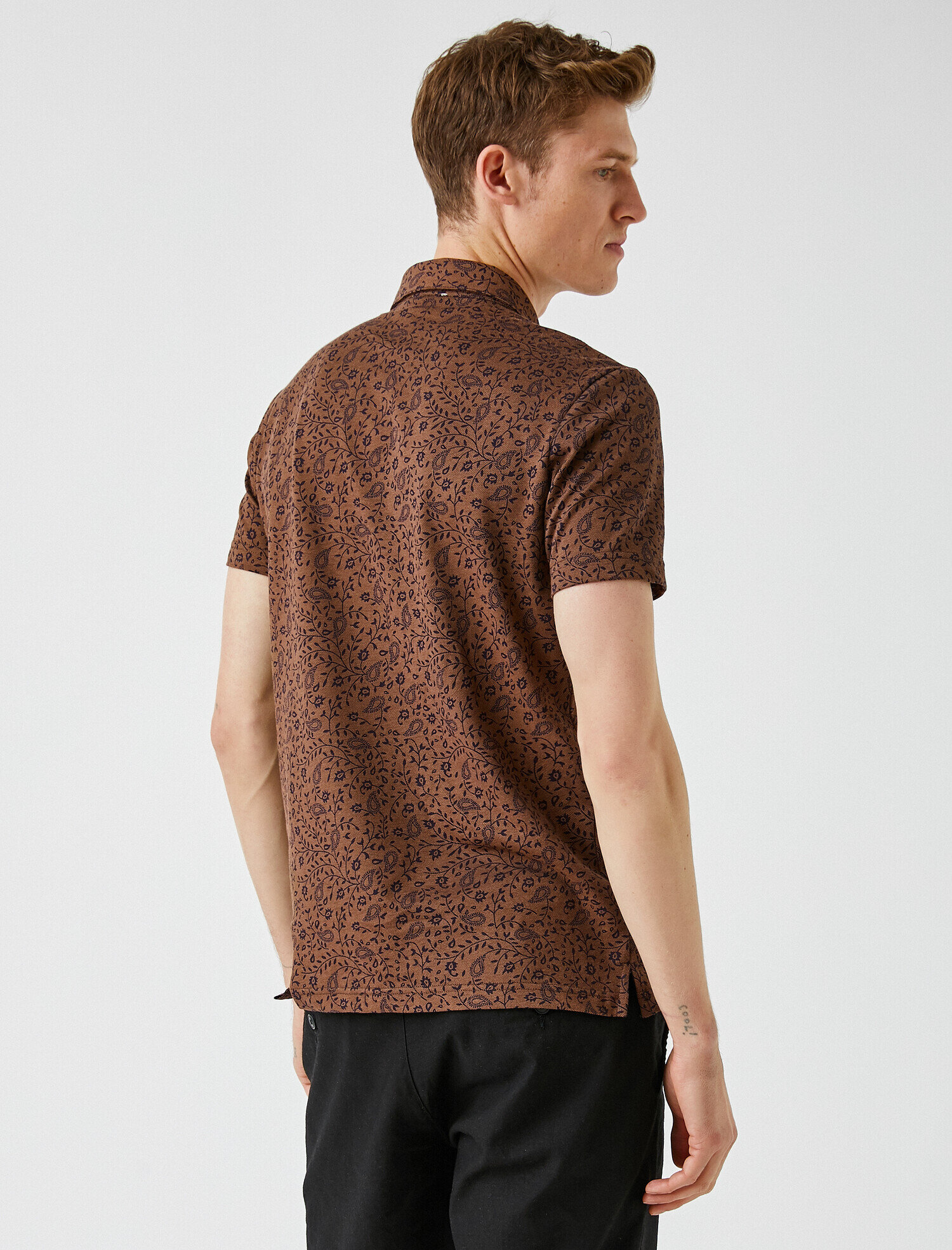 Kısa Kollu Gömlek Desenli