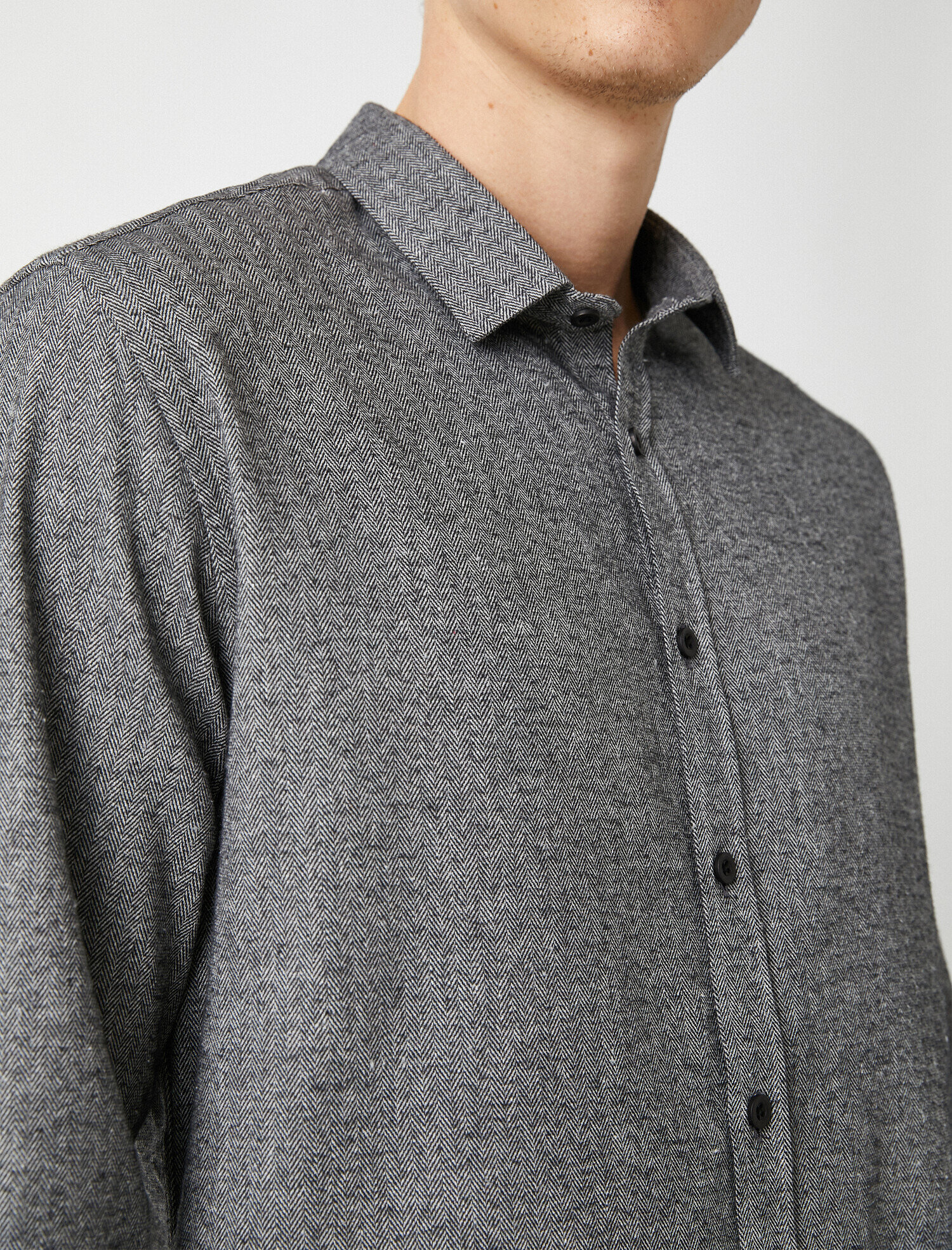   Slim Fit Klasik Yaka Uzun Kollu Gömlek