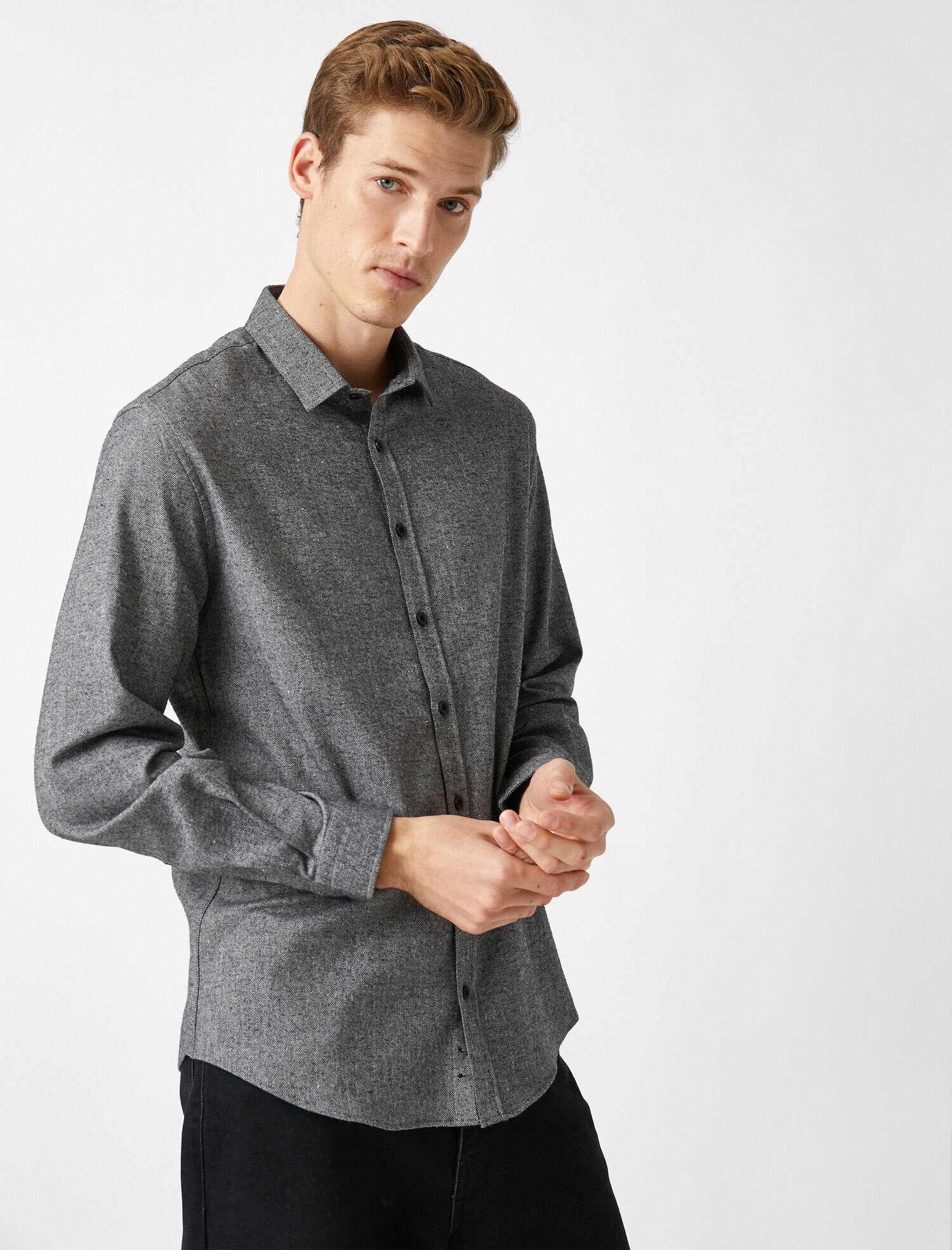   Slim Fit Klasik Yaka Uzun Kollu Gömlek