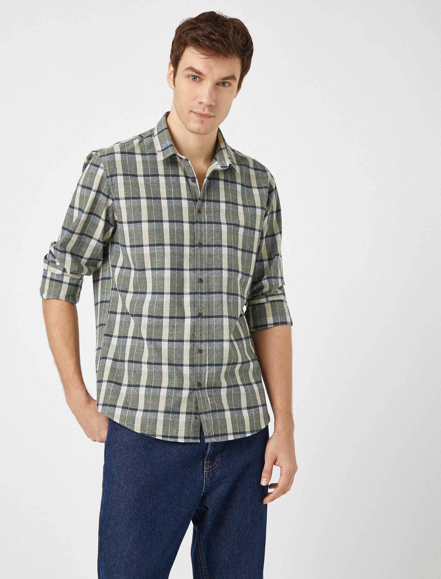   Kareli Uzun Kollu Klasik Yaka Gömlek