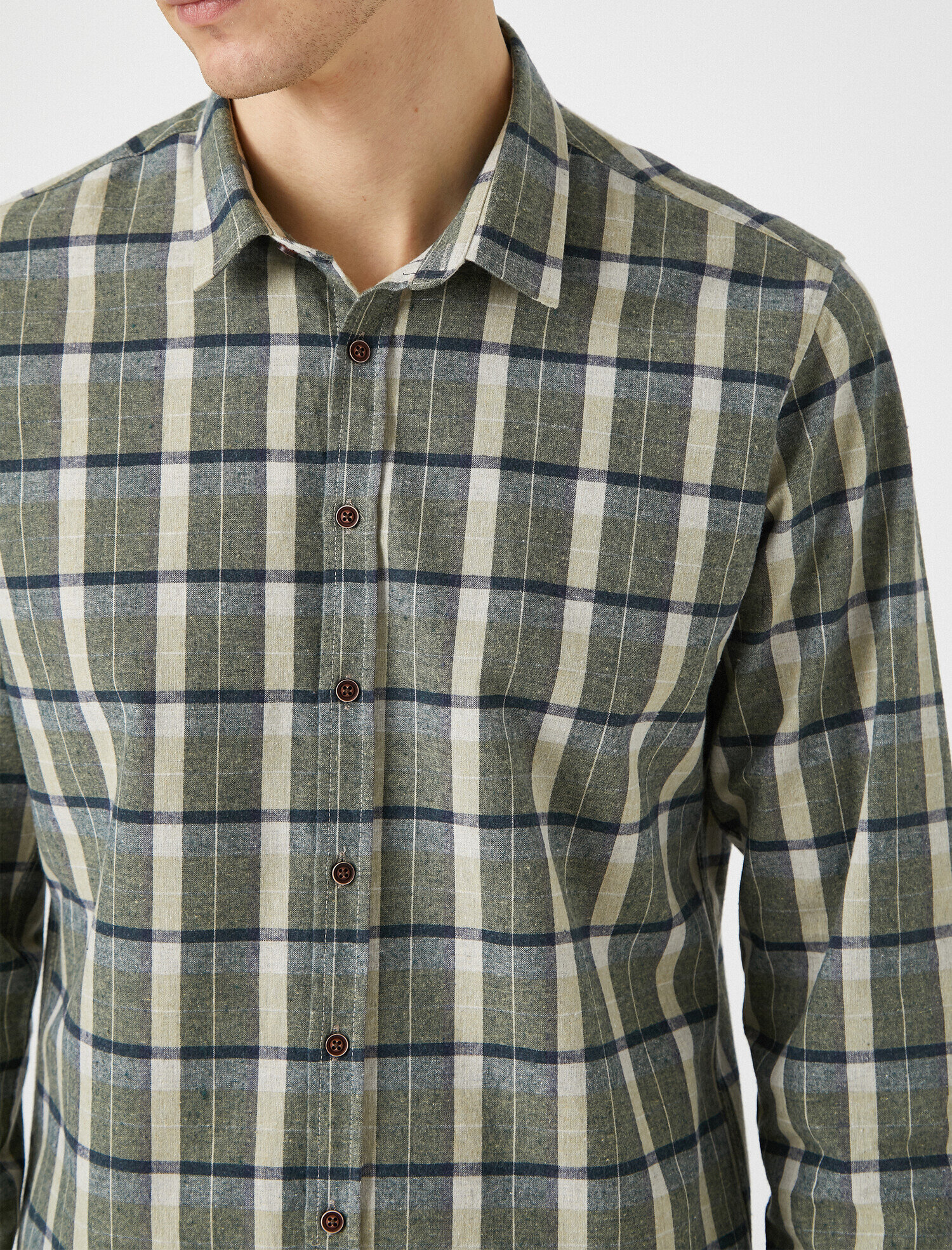   Kareli Uzun Kollu Klasik Yaka Gömlek