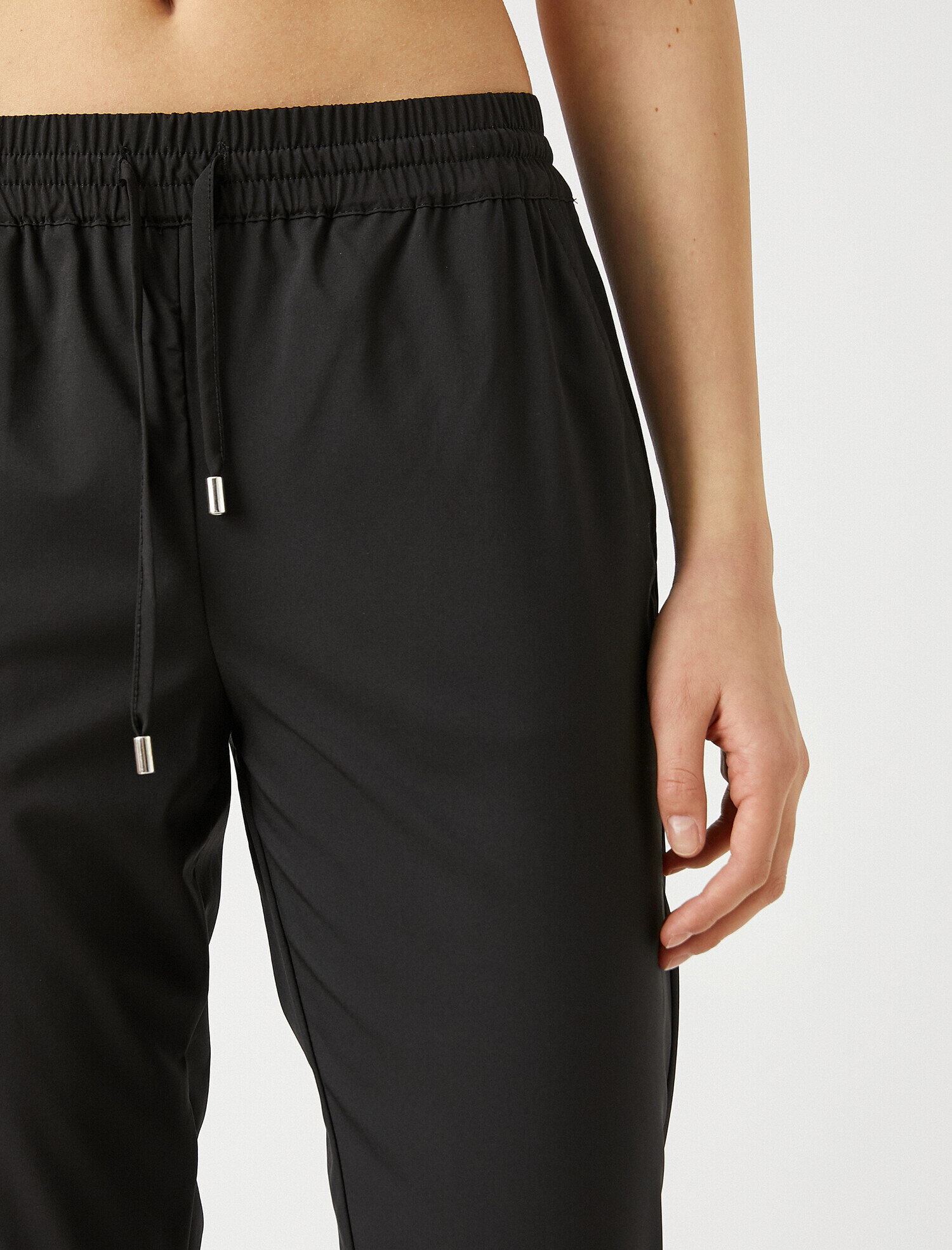   Belden Bağlamalı Pantolon