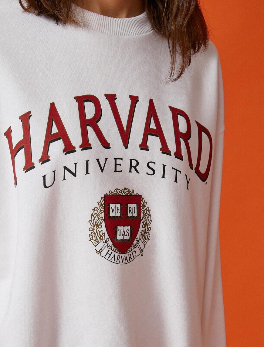   Pamuklu Bisiklet Yaka Harvard Lisanslı Yazılı Baskılı Sweatshirt