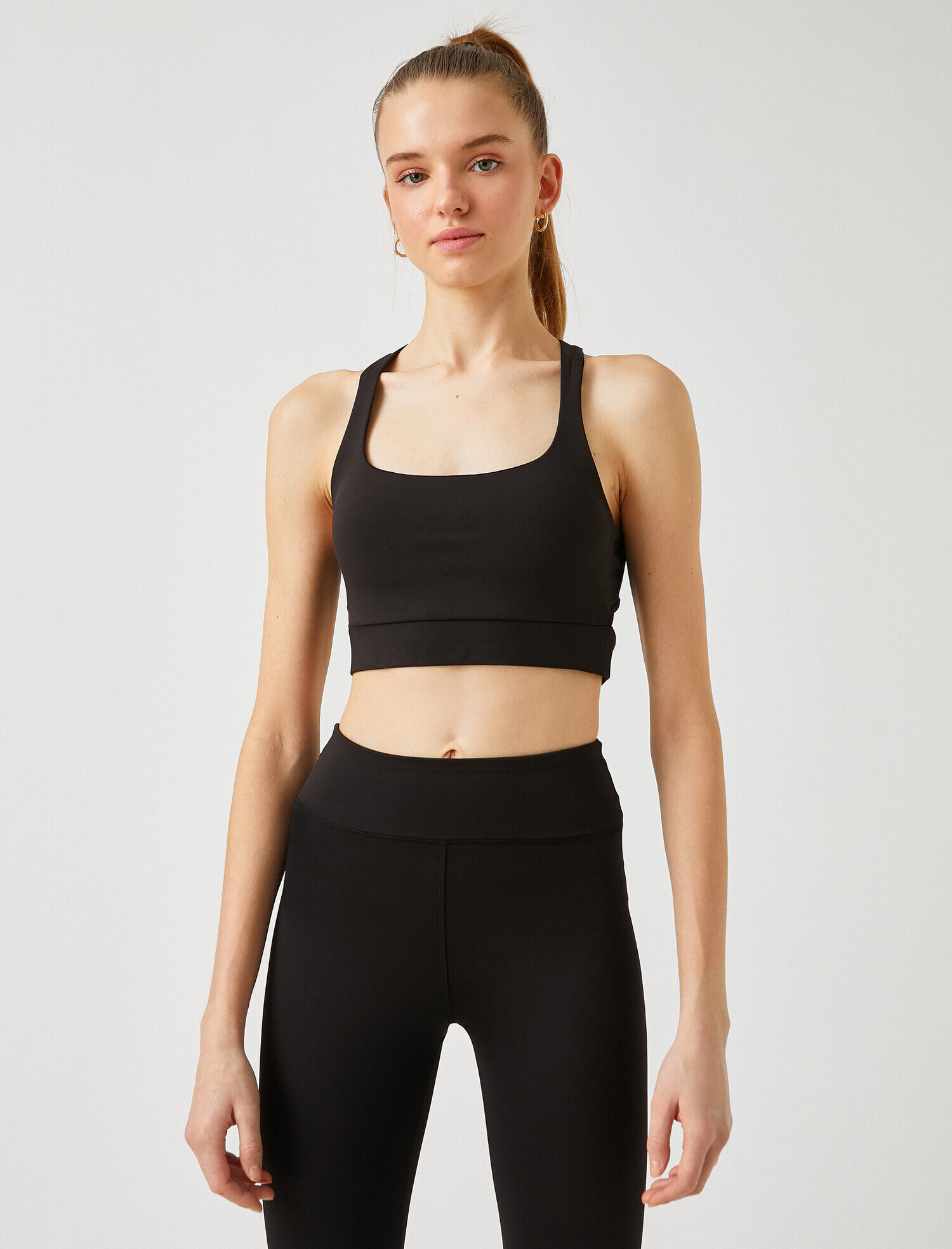   Arkası Çapraz Sporcu Sütyeni