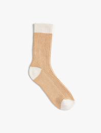 Şerit Detaylı Fitilli Çorap