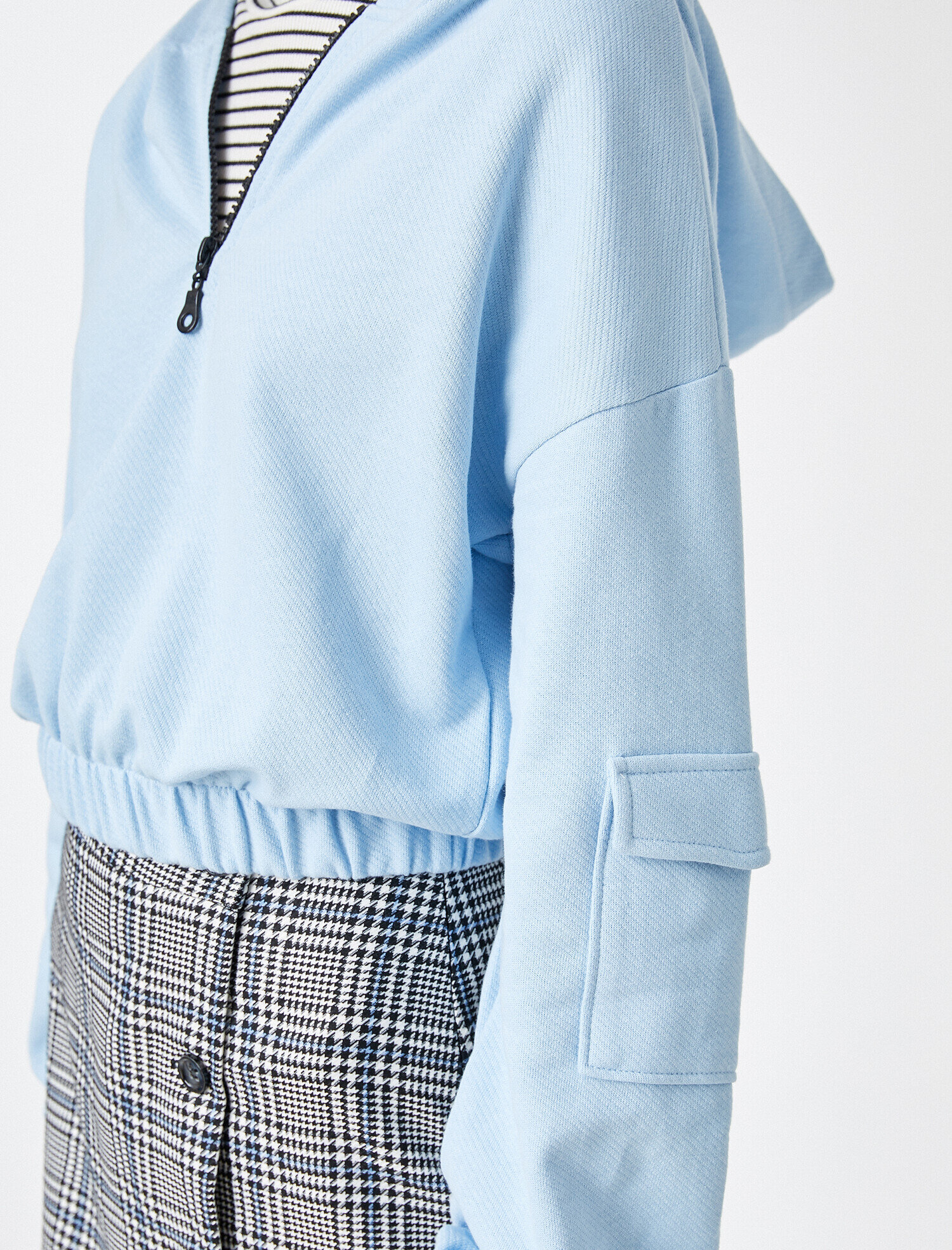 Beli Lastikli Kapüşonlu Crop Sweatshirt