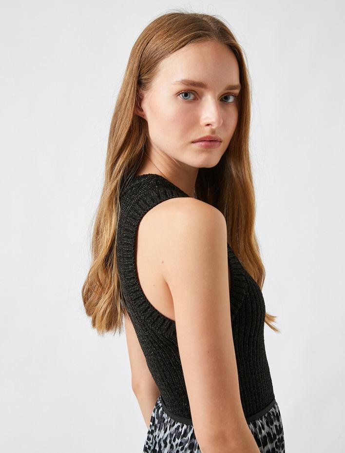  Fitilli Halter Yaka Atlet