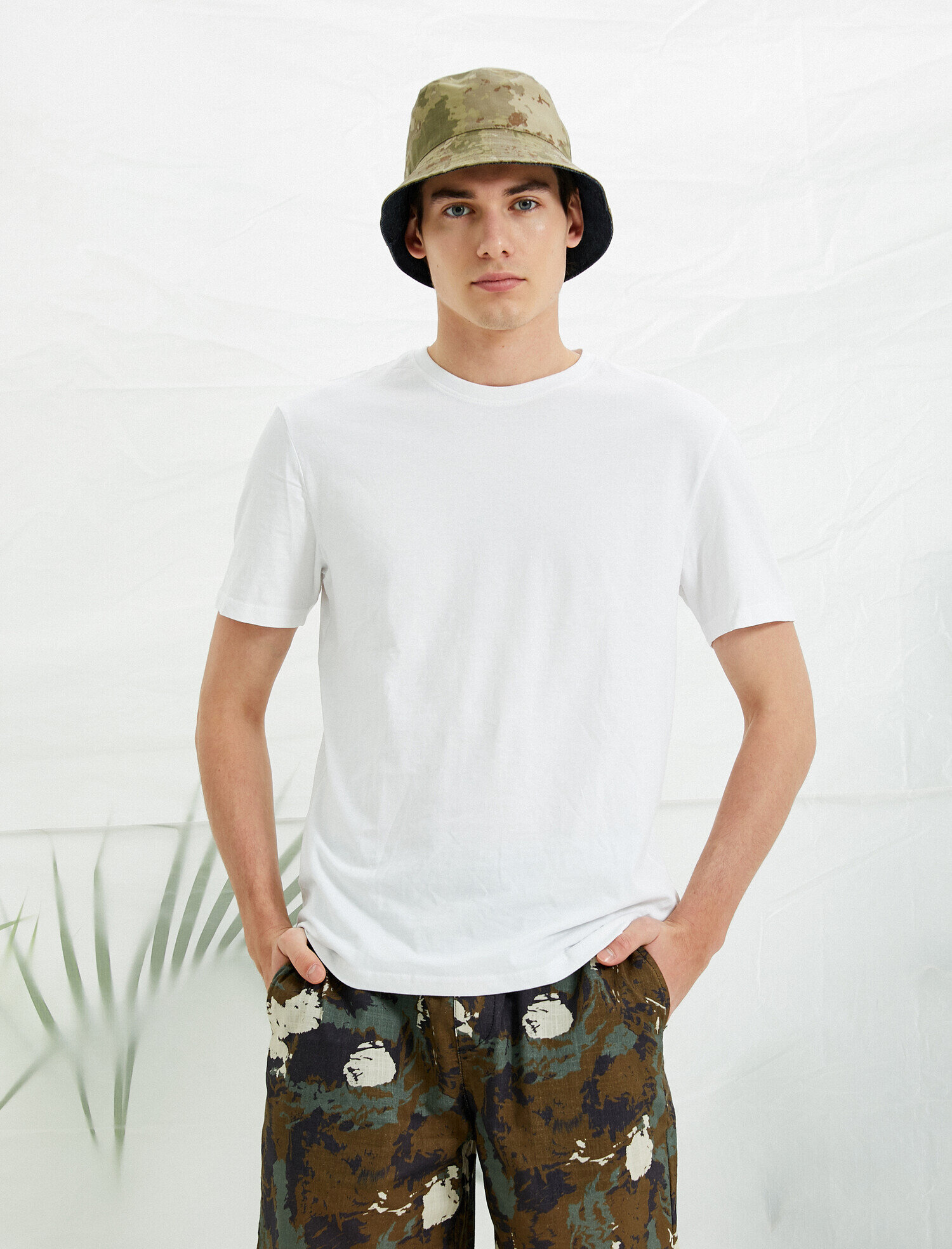   Basic Tişört Bisiklet Yaka