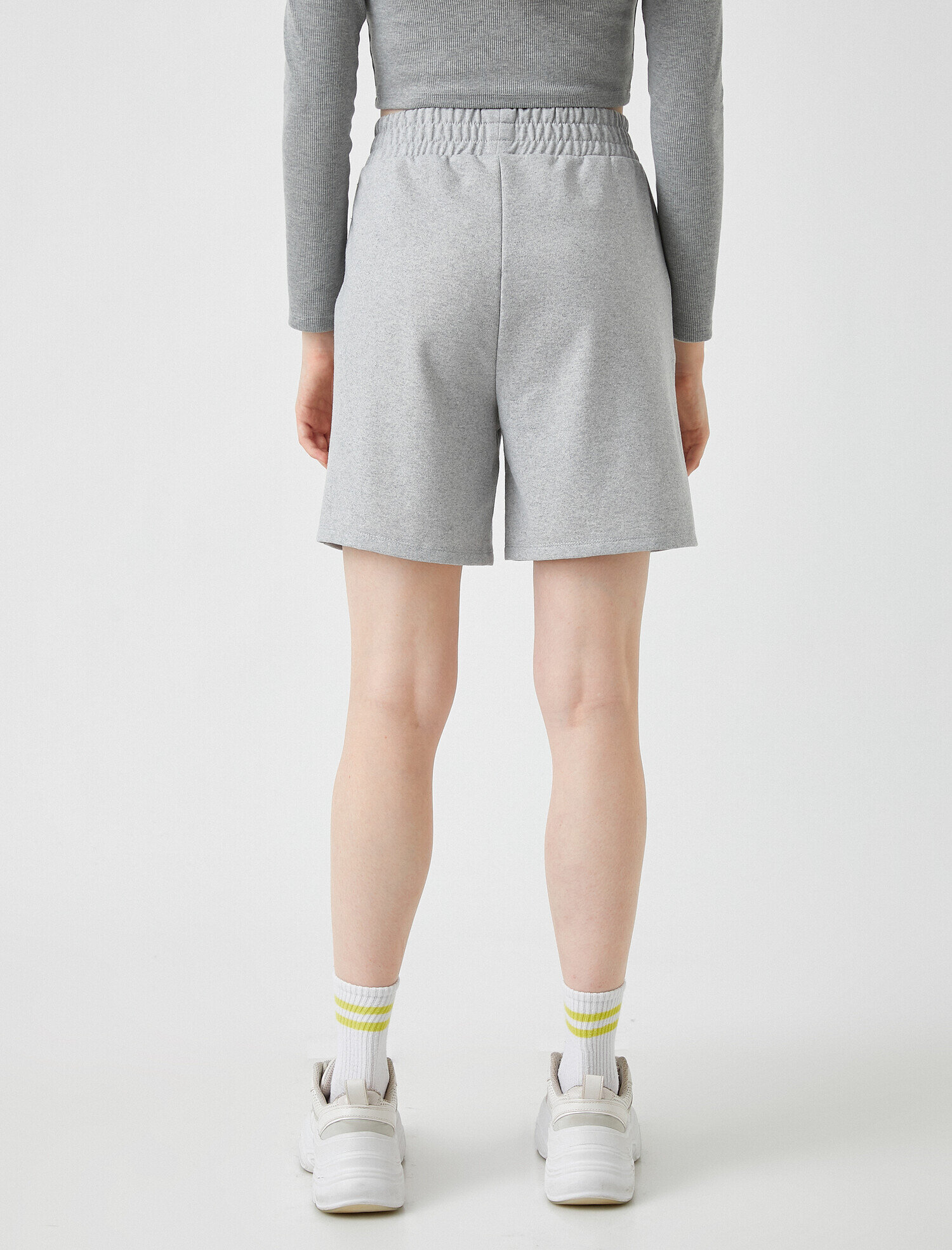   Beli Lastikli Baskılı Şort