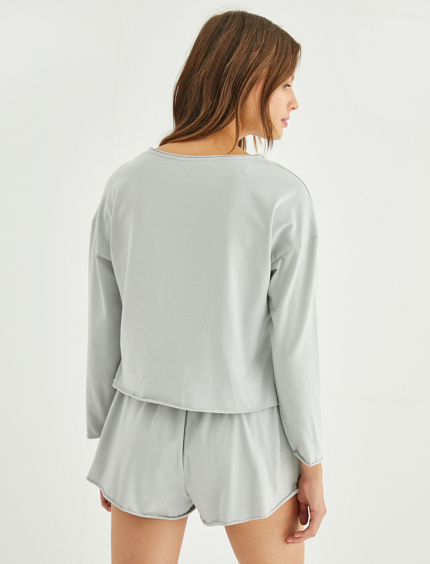   V Yaka Pamuklu Uzun Kollu Pijama Üstü