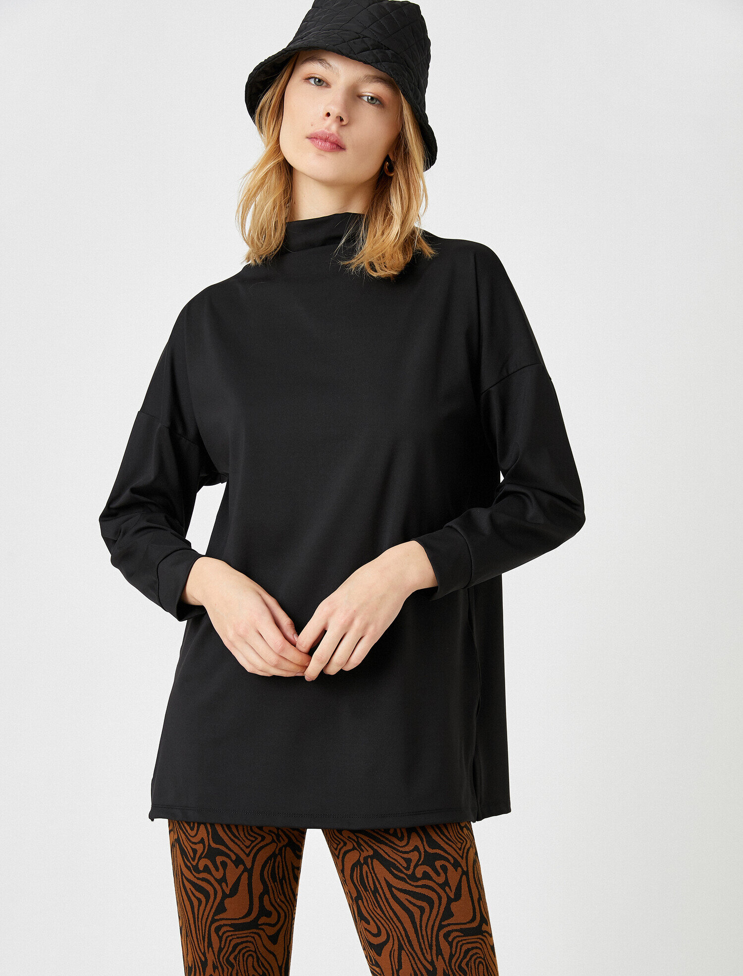   Balıkçı Yaka Uzun Sweatshirt