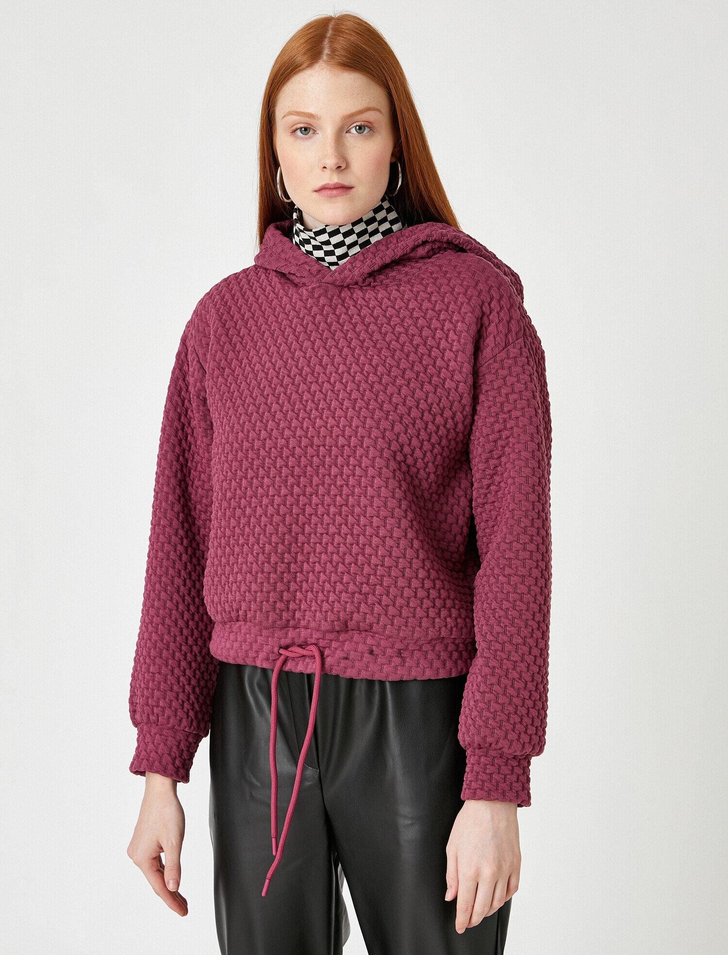   Kapüşonlu Kapitone Uzun Kollu Sweatshirt